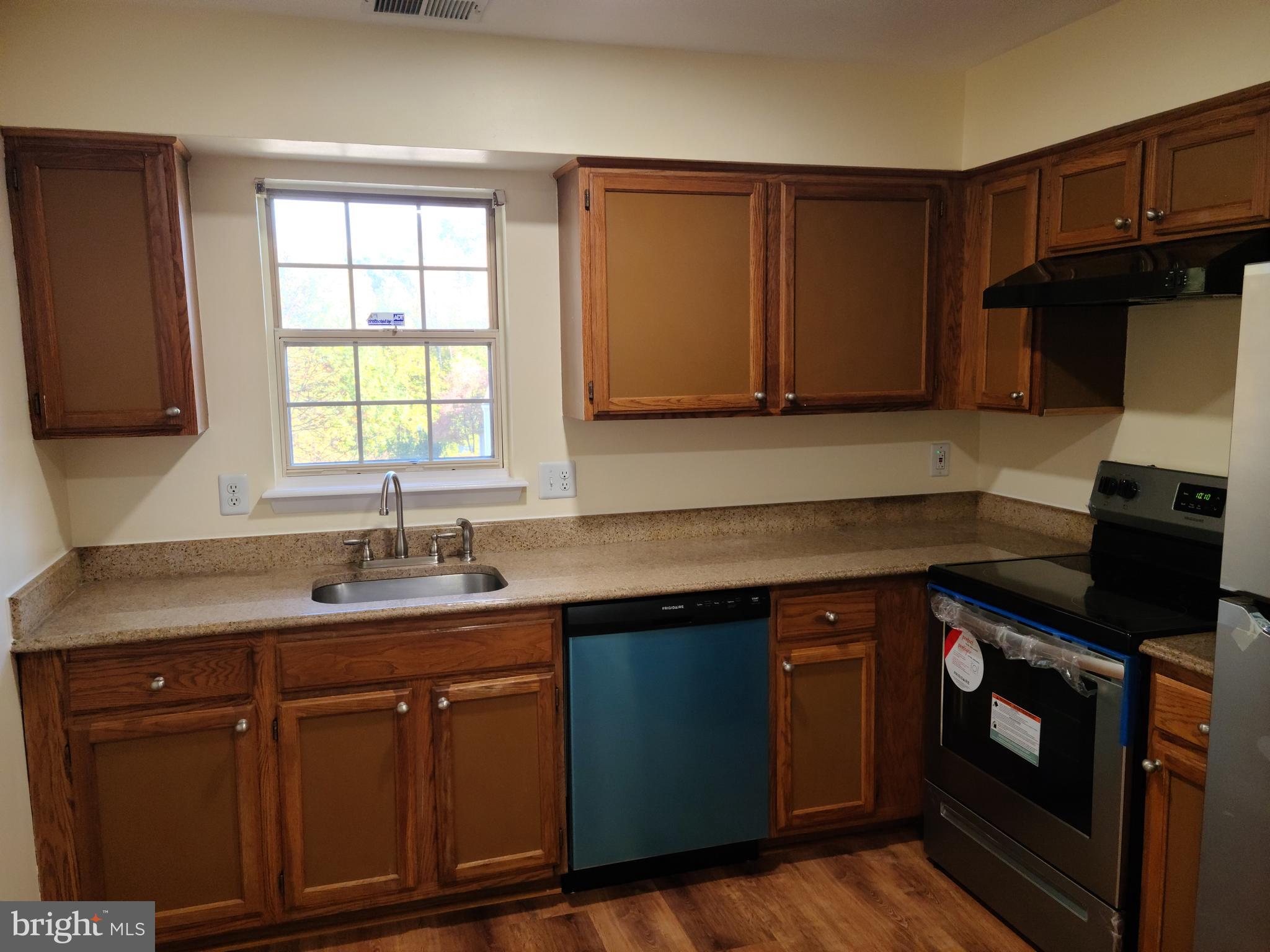 DEVON HILLS - Residential Lease