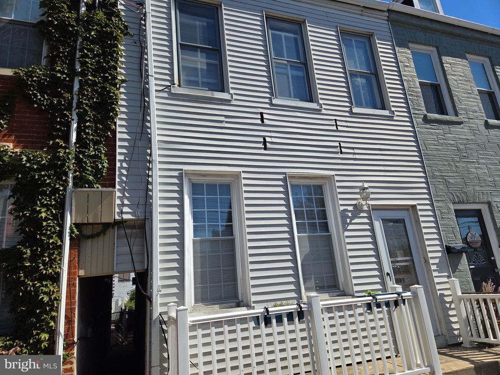 Photo of 823 N Queen Street, LANCASTER, PA 17603 (MLS # PALA2077598)