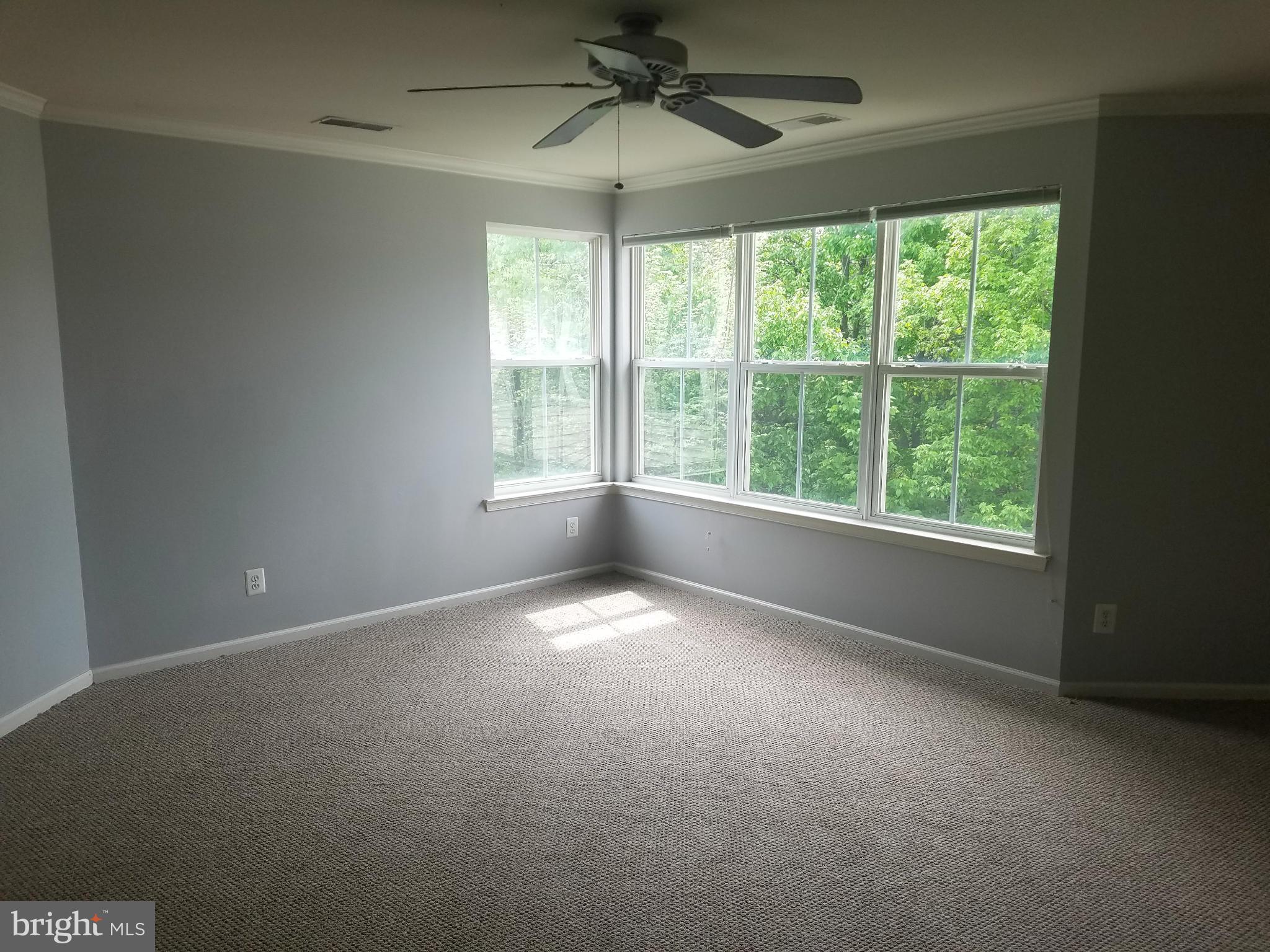 SIGNATURE AT BROADLANDS - Residential