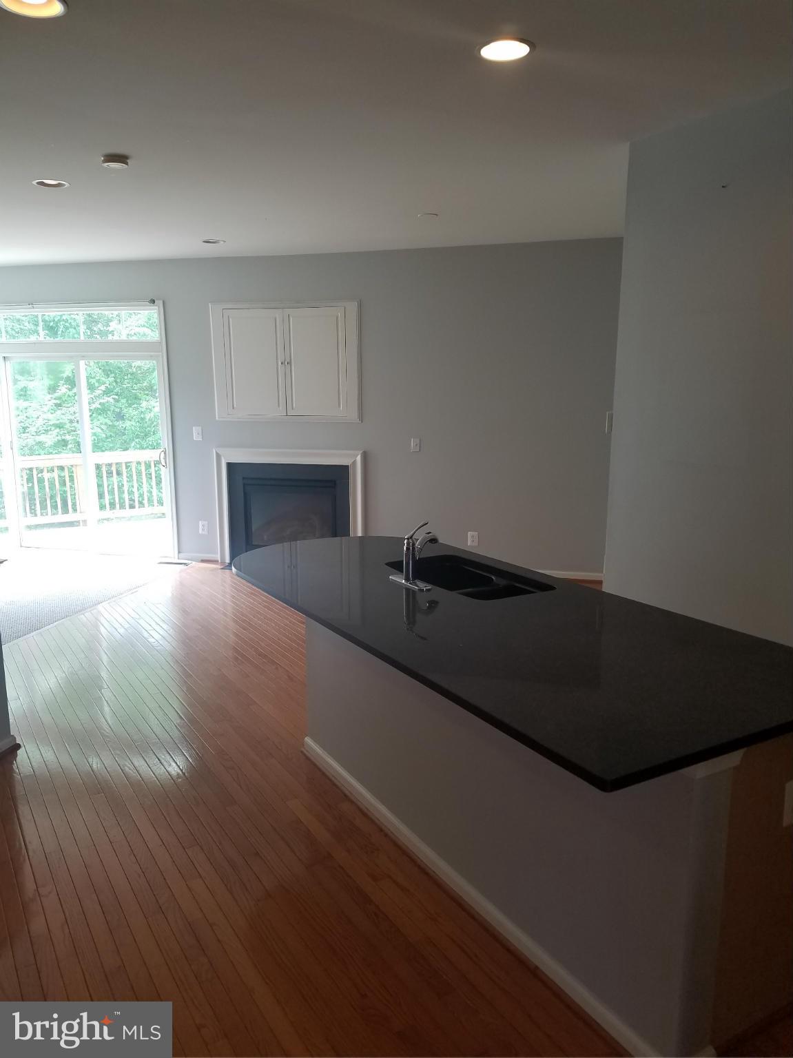 SIGNATURE AT BROADLANDS - Residential