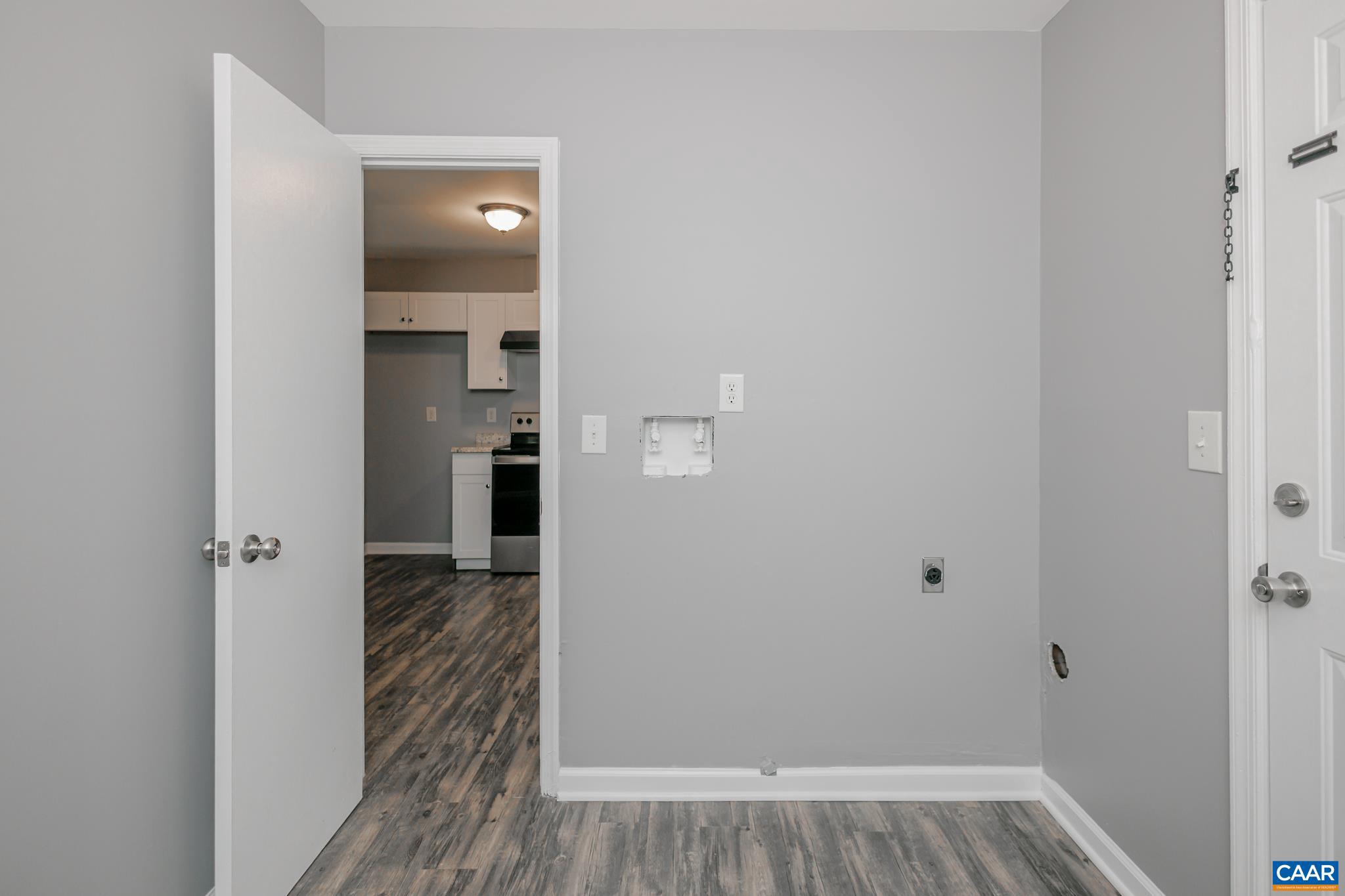 ORANGEDALE - Residential