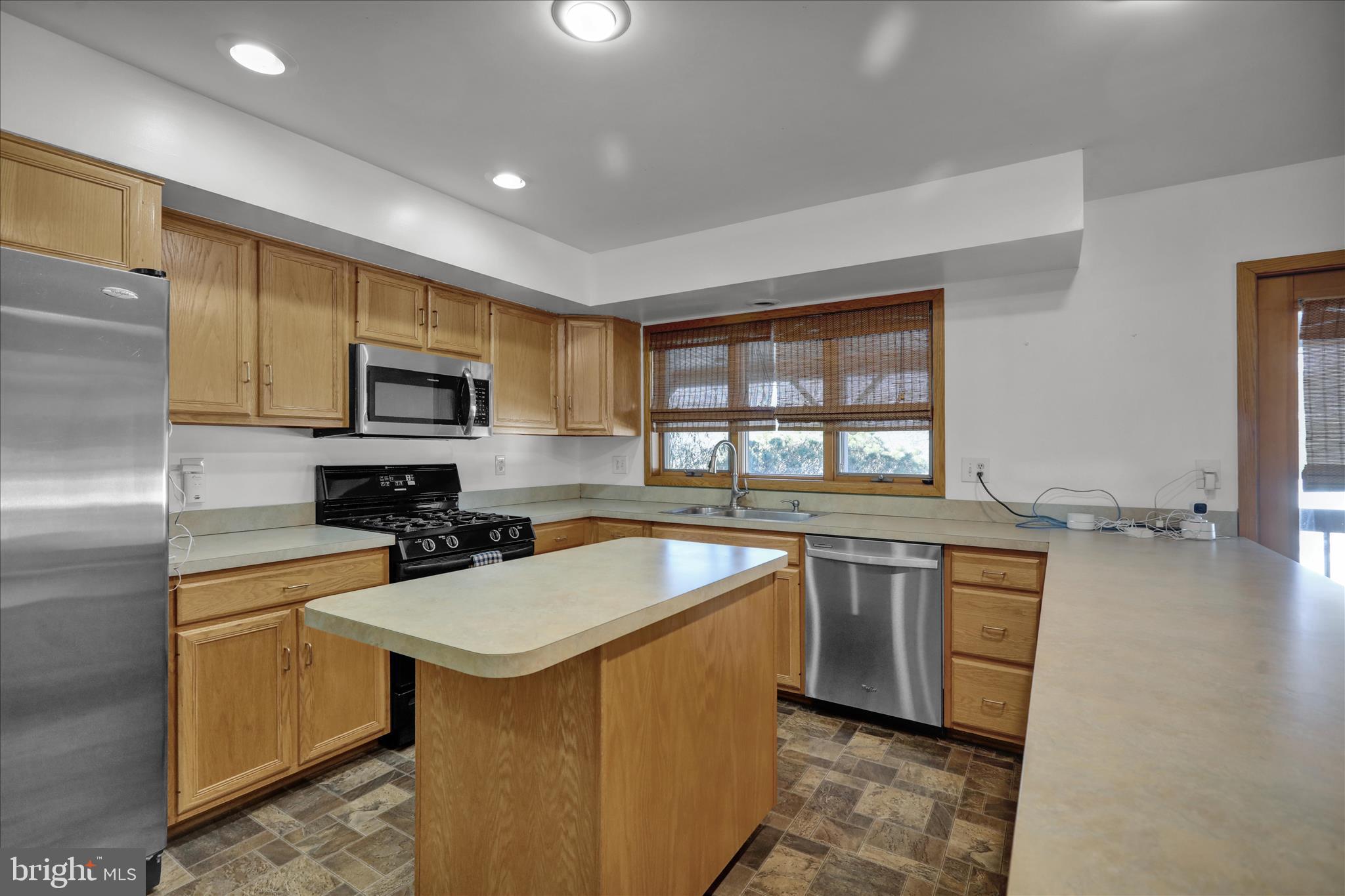 EXETER GOLF CLUB E - Residential