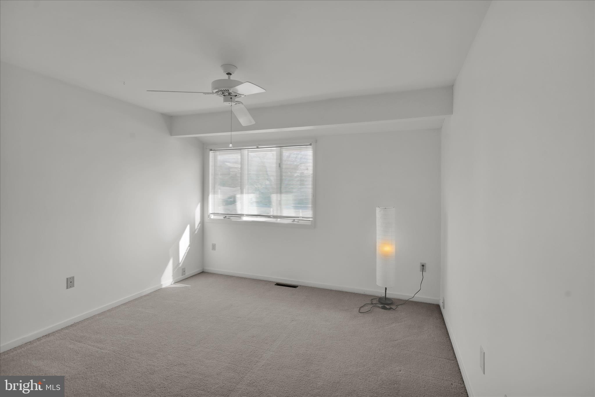 EXETER GOLF CLUB E - Residential