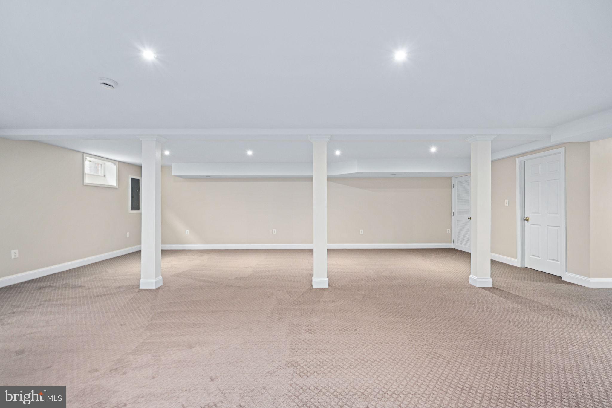 WANDERING RUN - Residential