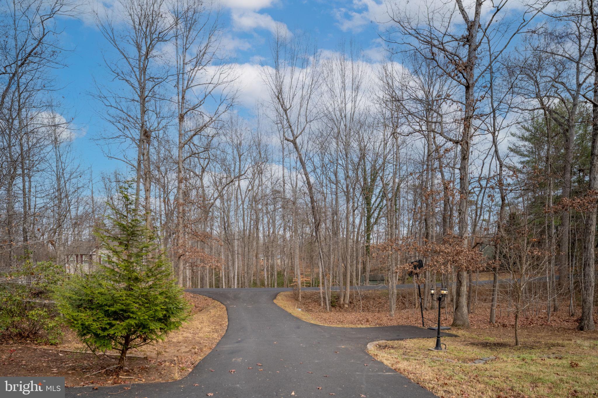 WANDERING RUN - Residential