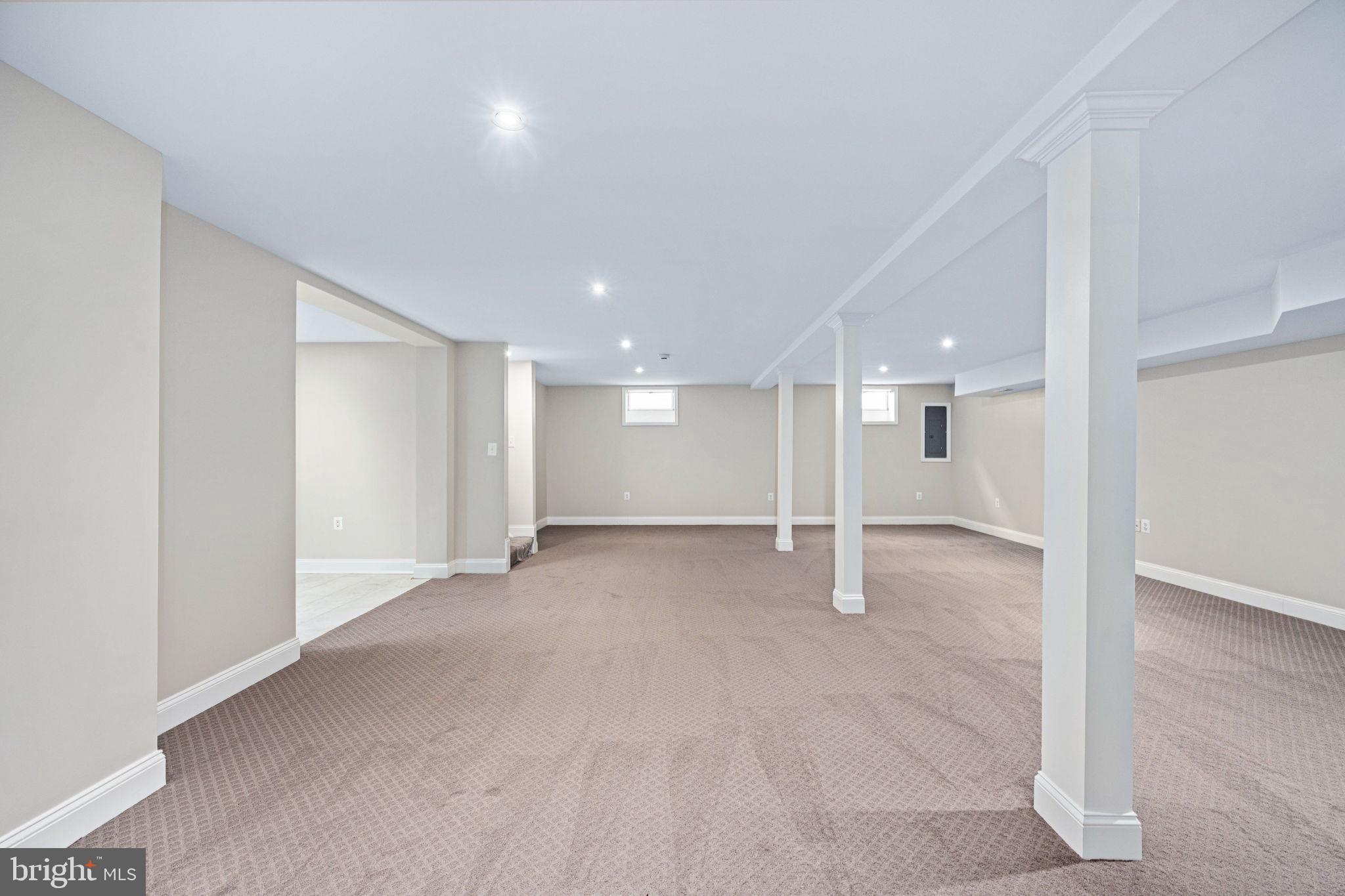 WANDERING RUN - Residential