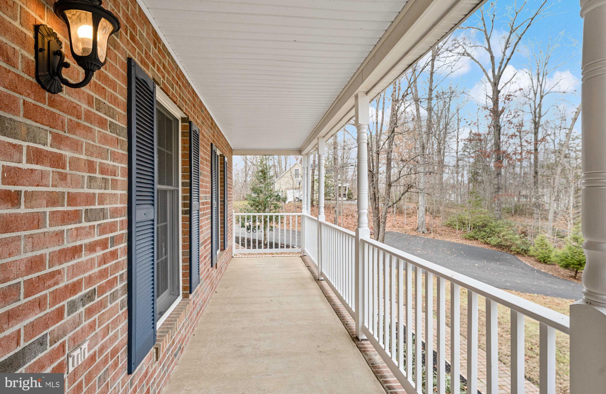 WANDERING RUN - Residential