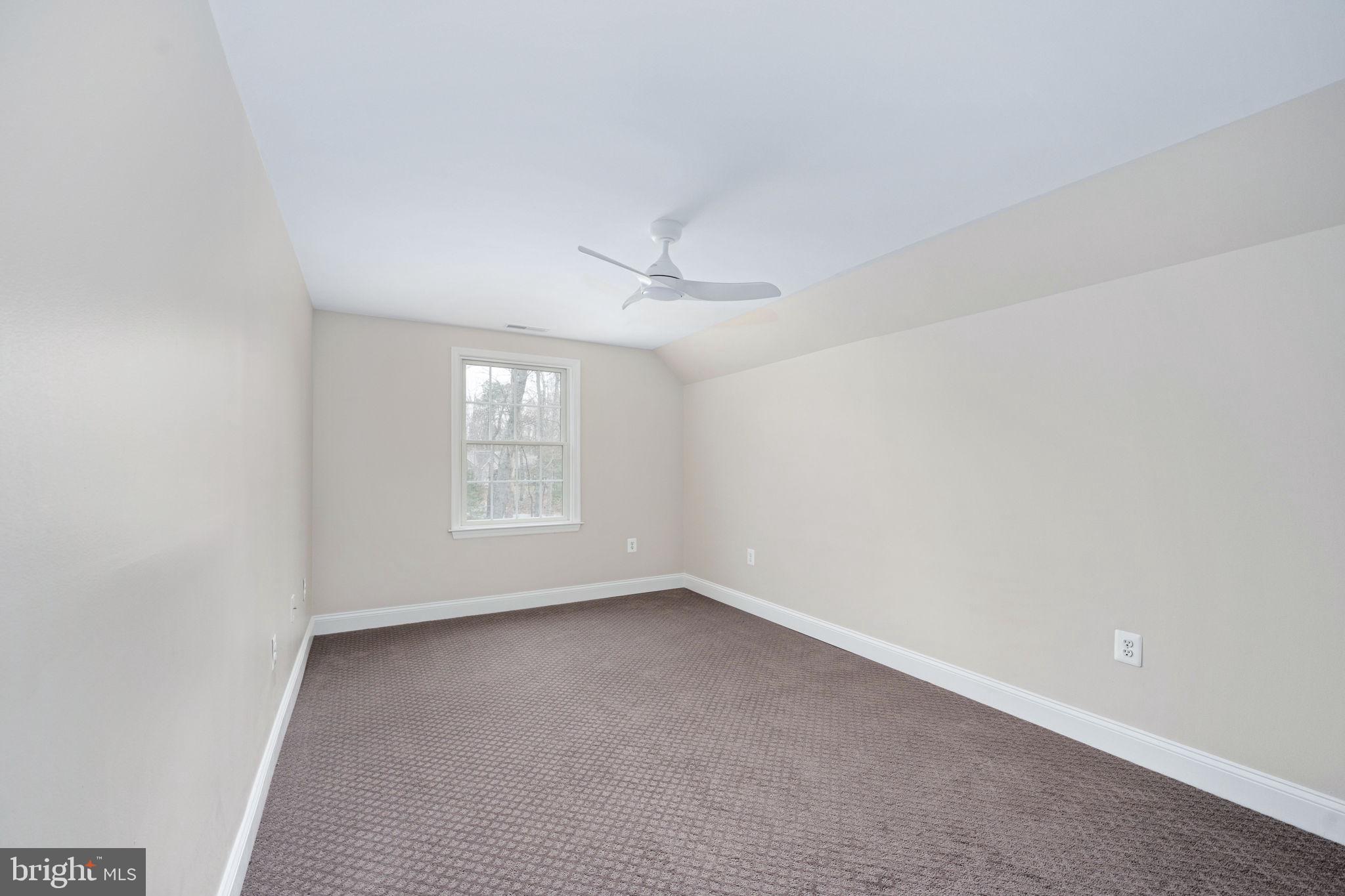 WANDERING RUN - Residential