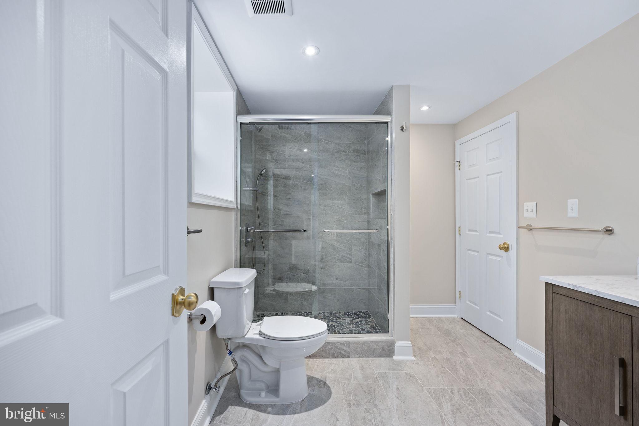 WANDERING RUN - Residential