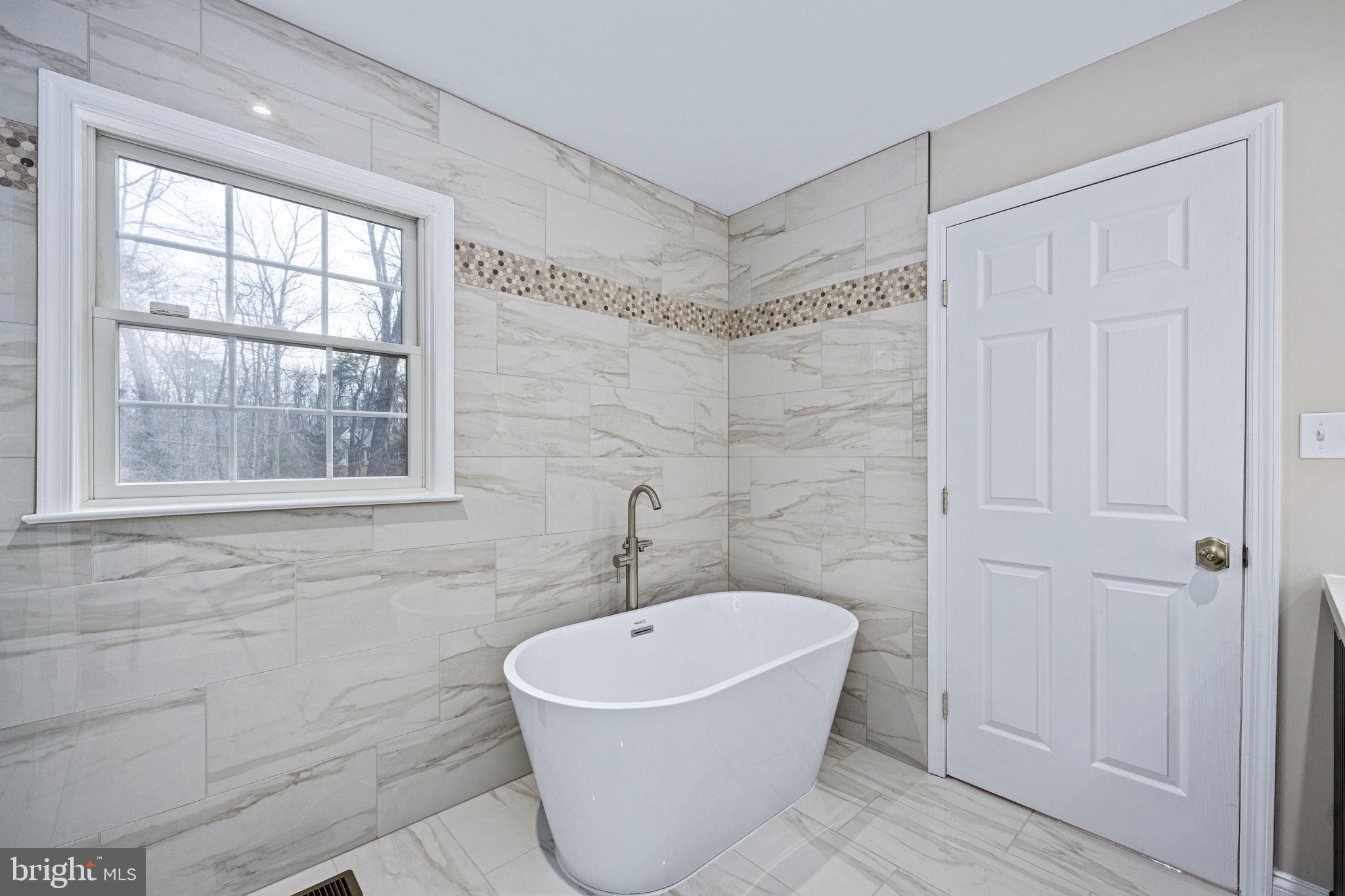 WANDERING RUN - Residential