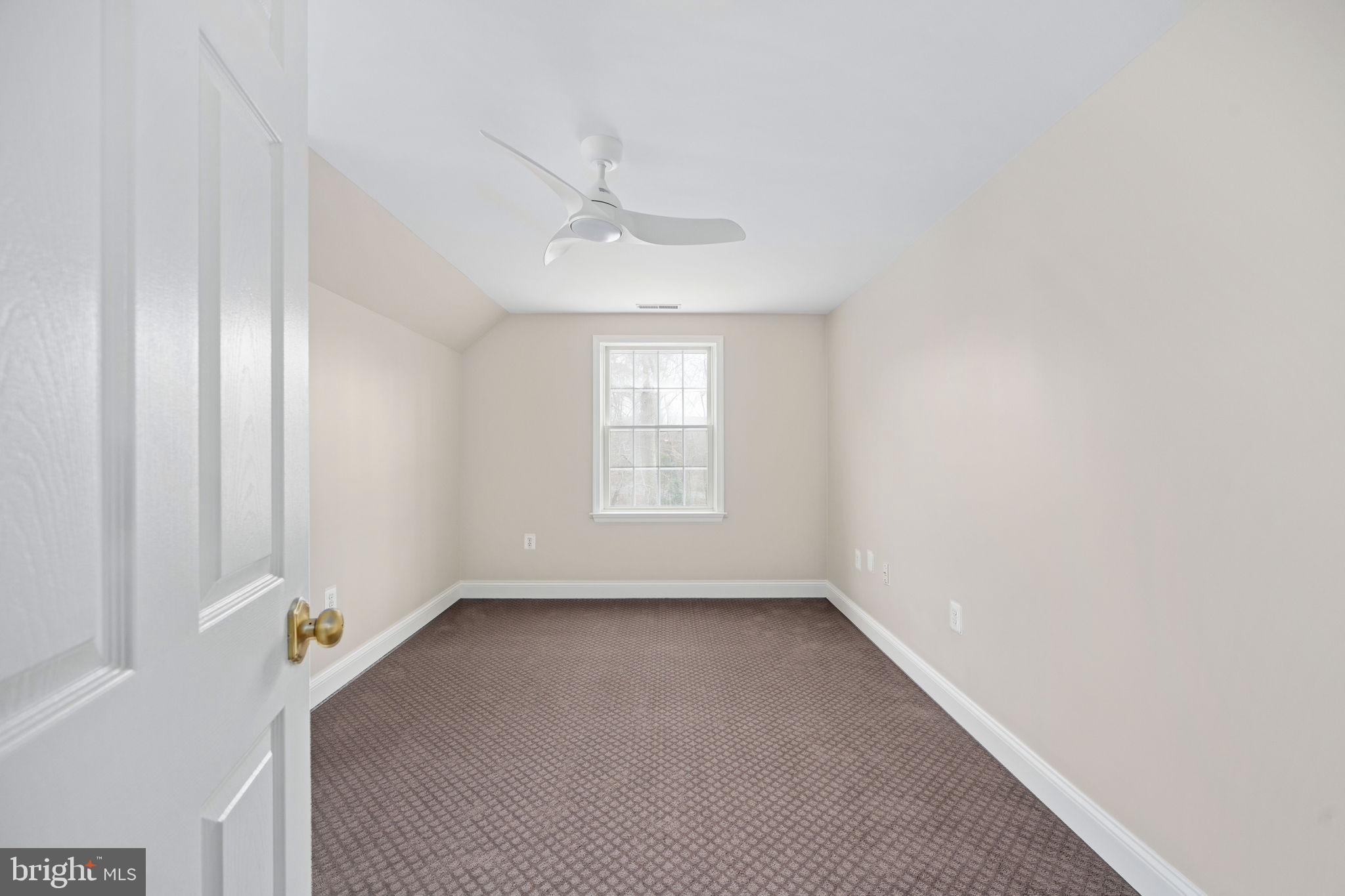 WANDERING RUN - Residential