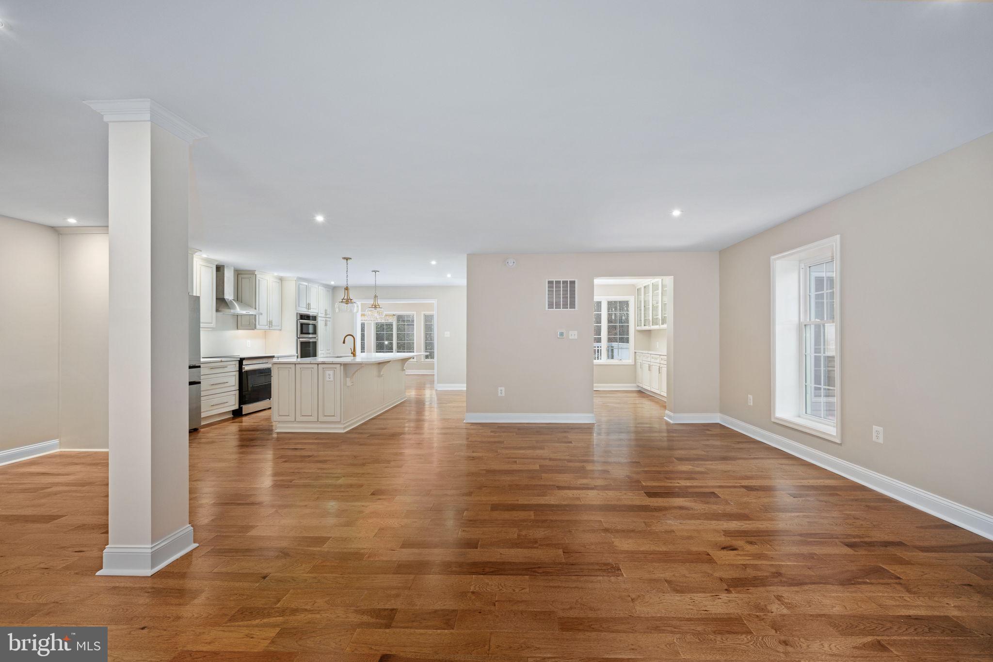 WANDERING RUN - Residential