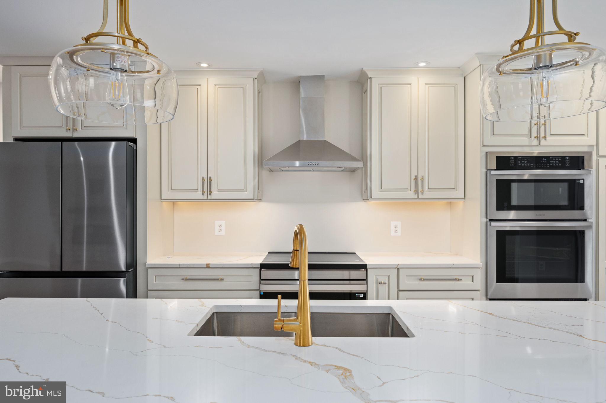 WANDERING RUN - Residential