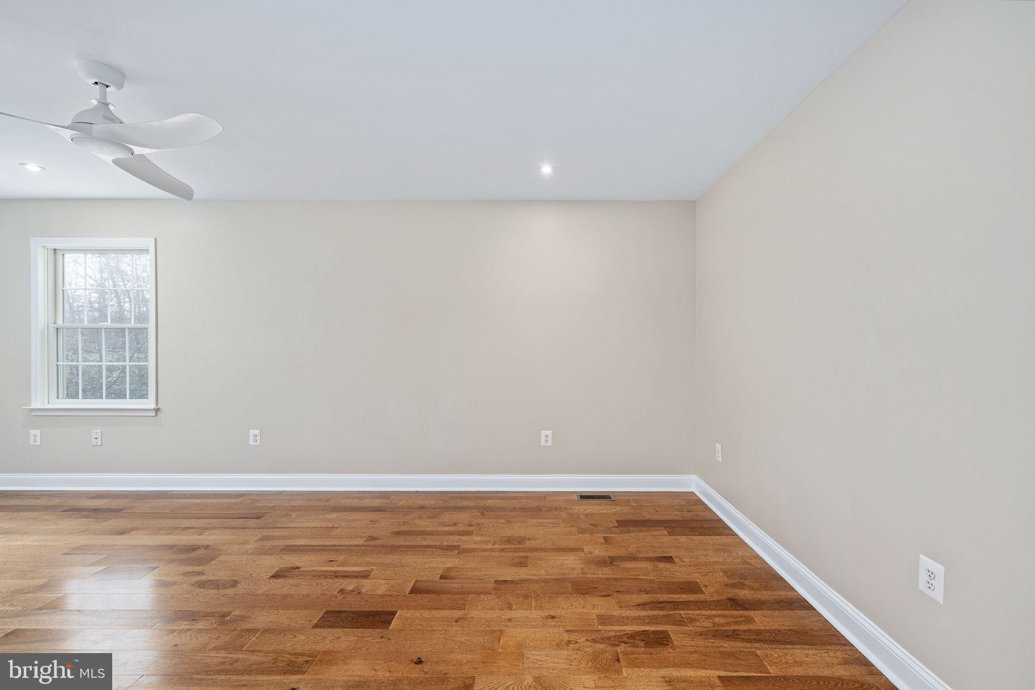 WANDERING RUN - Residential