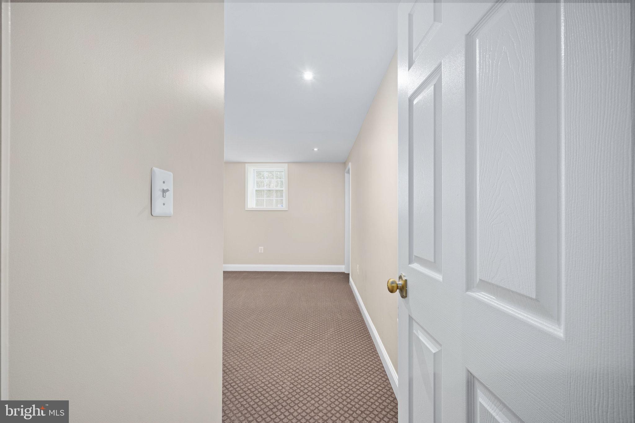 WANDERING RUN - Residential