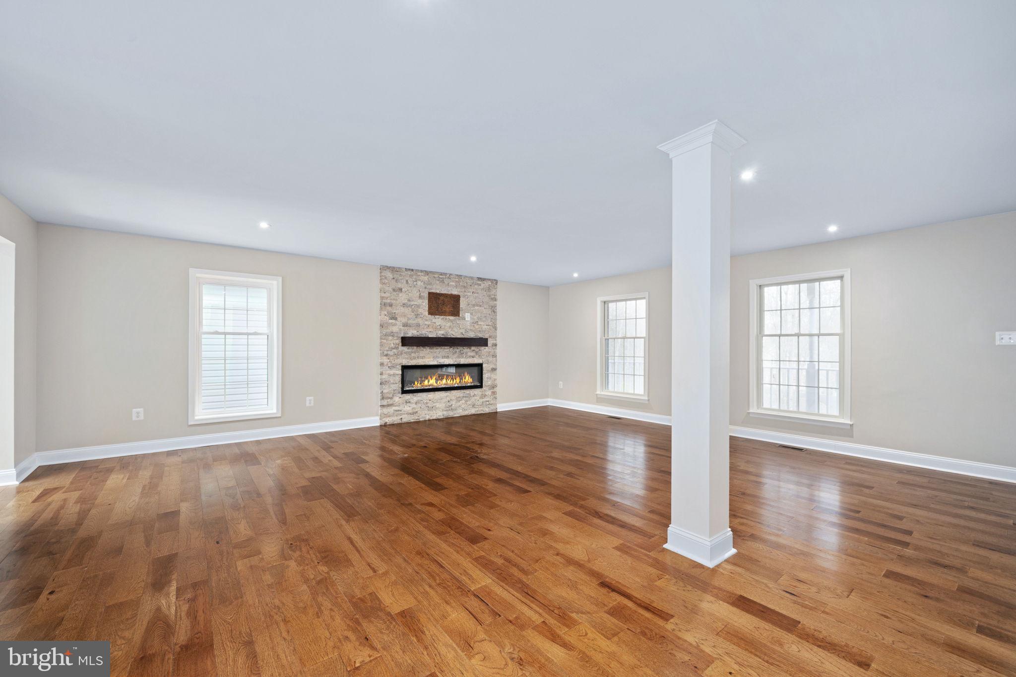 WANDERING RUN - Residential