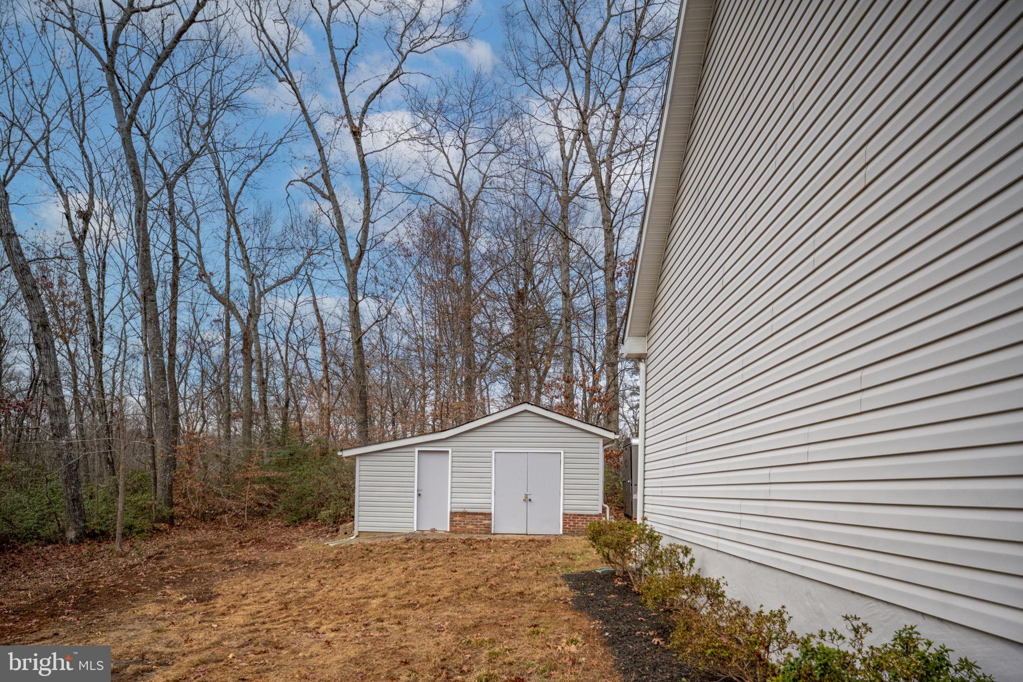 WANDERING RUN - Residential