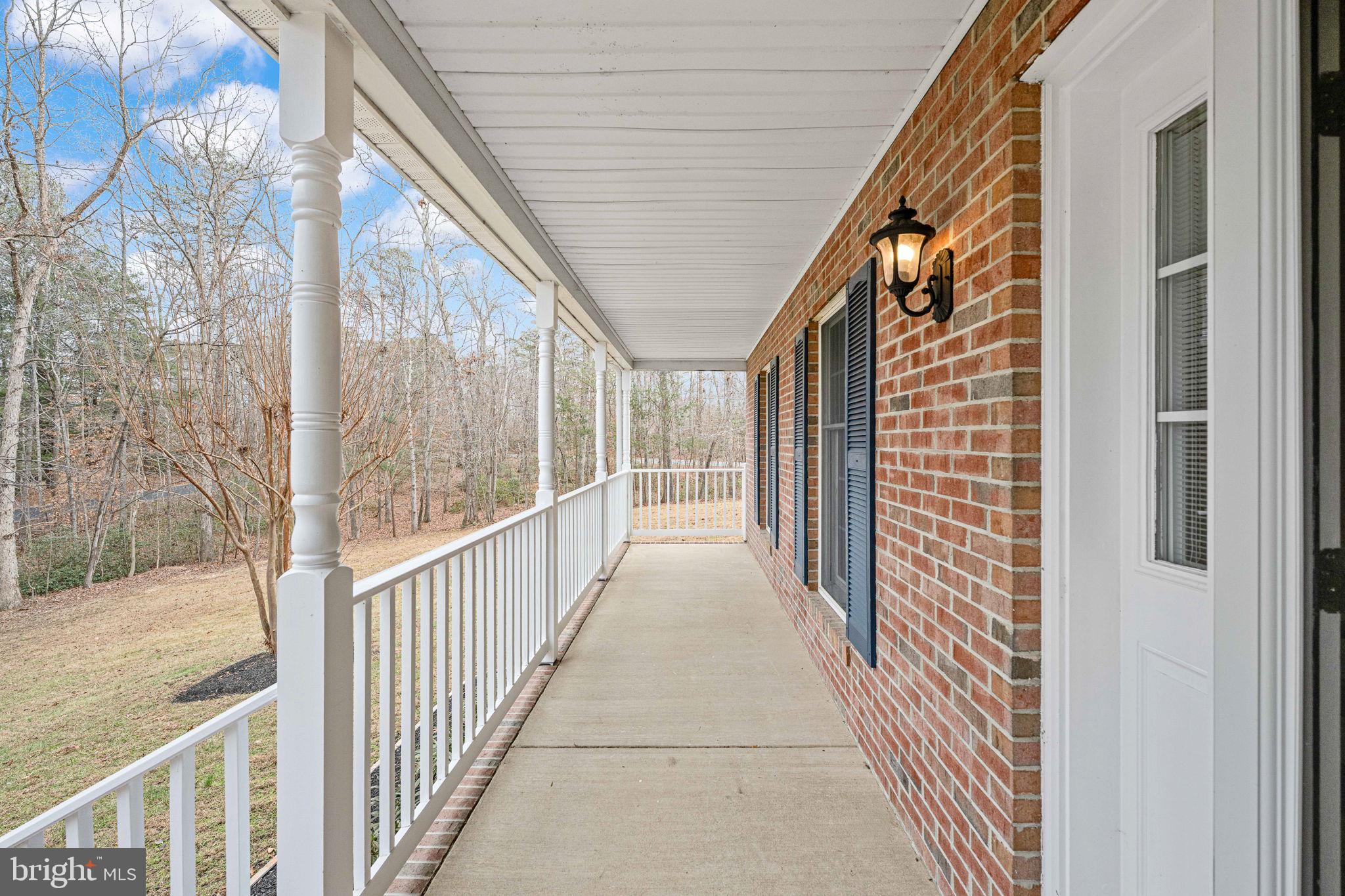 WANDERING RUN - Residential