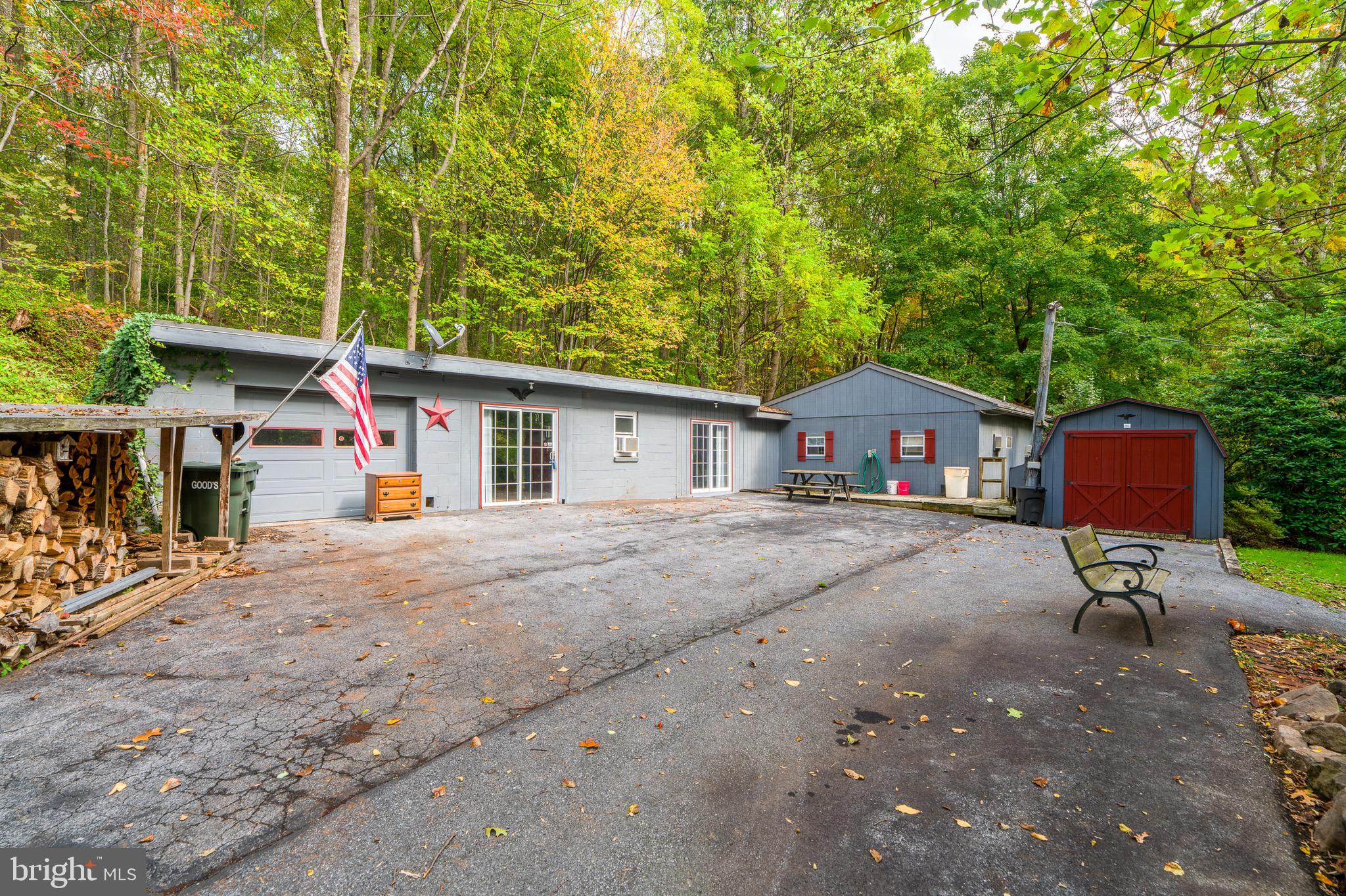 1265 SEGLOCK ROAD