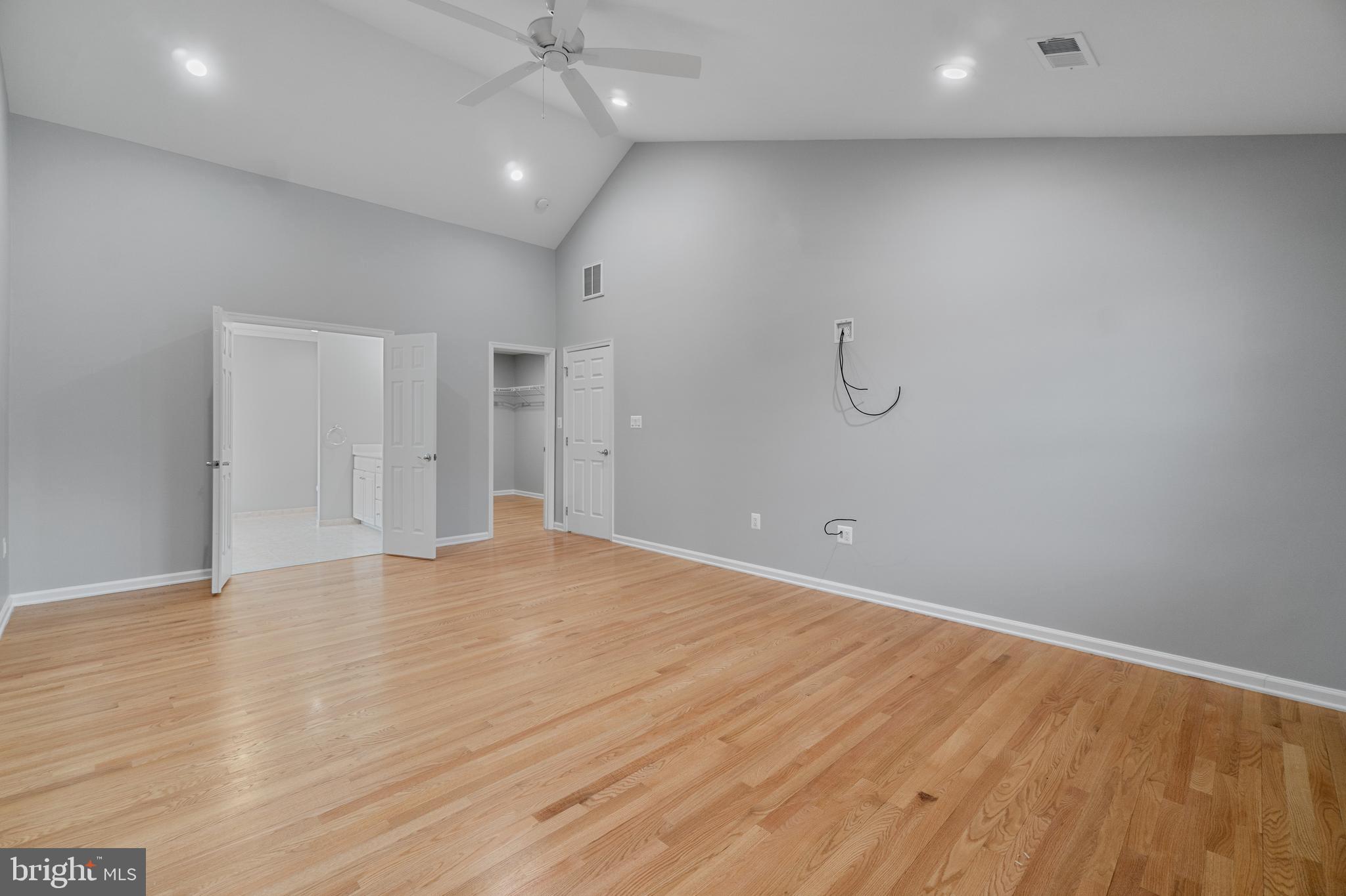 THOMPSON FARMS - Residential Lease