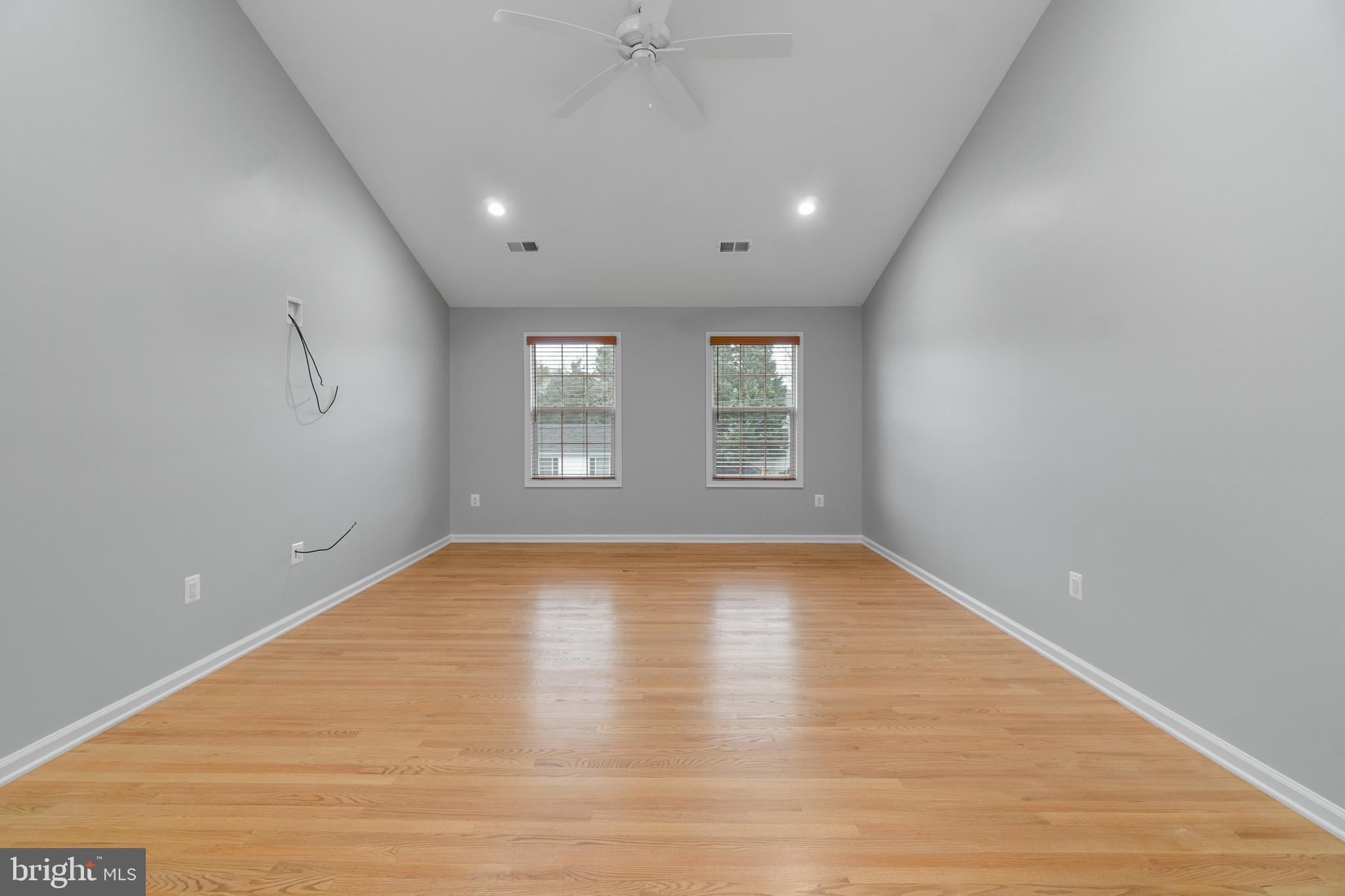 THOMPSON FARMS - Residential Lease