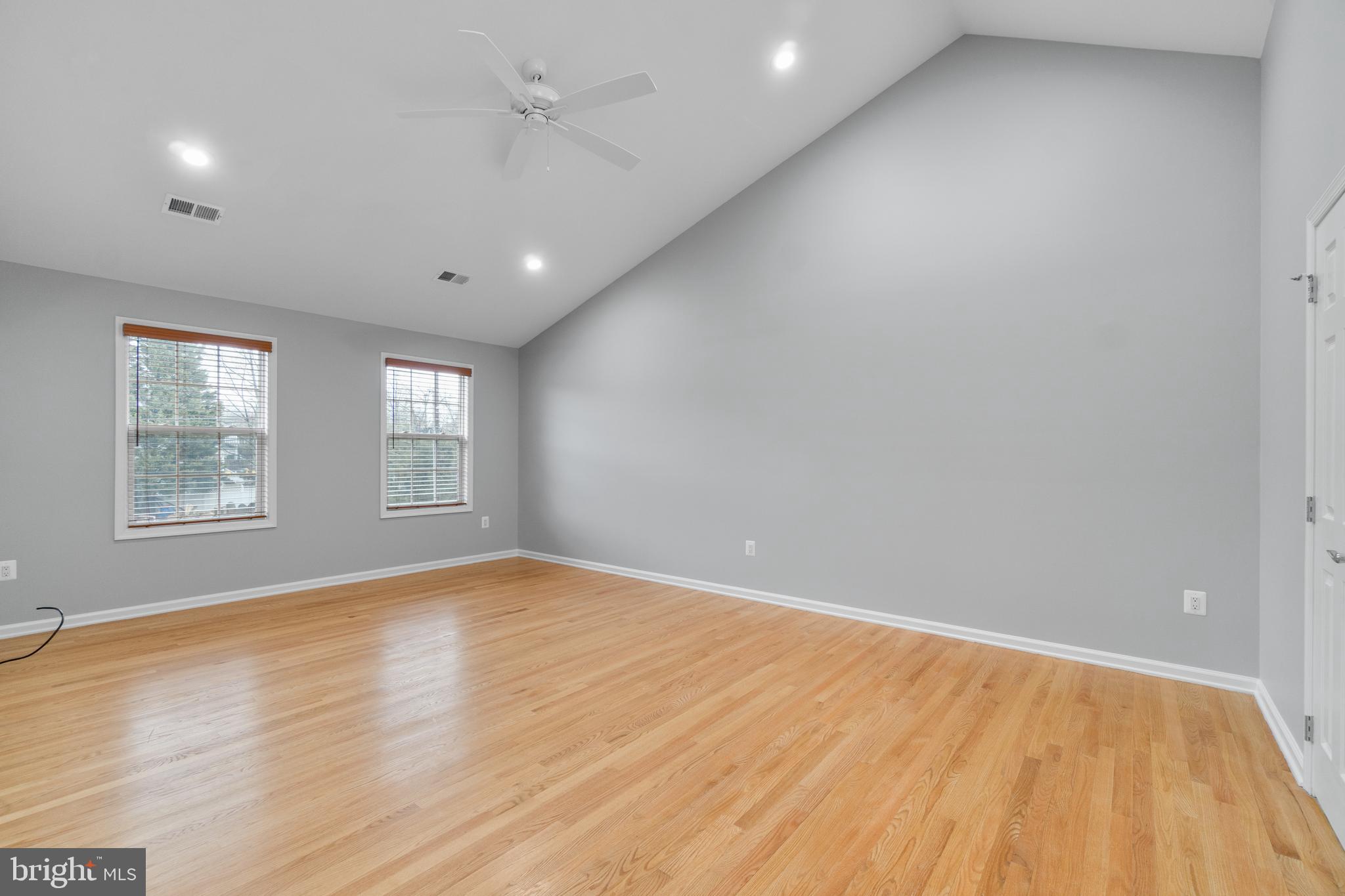 THOMPSON FARMS - Residential Lease