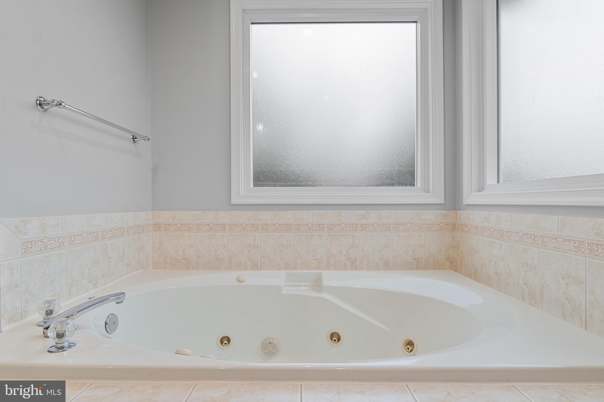 THOMPSON FARMS - Residential Lease