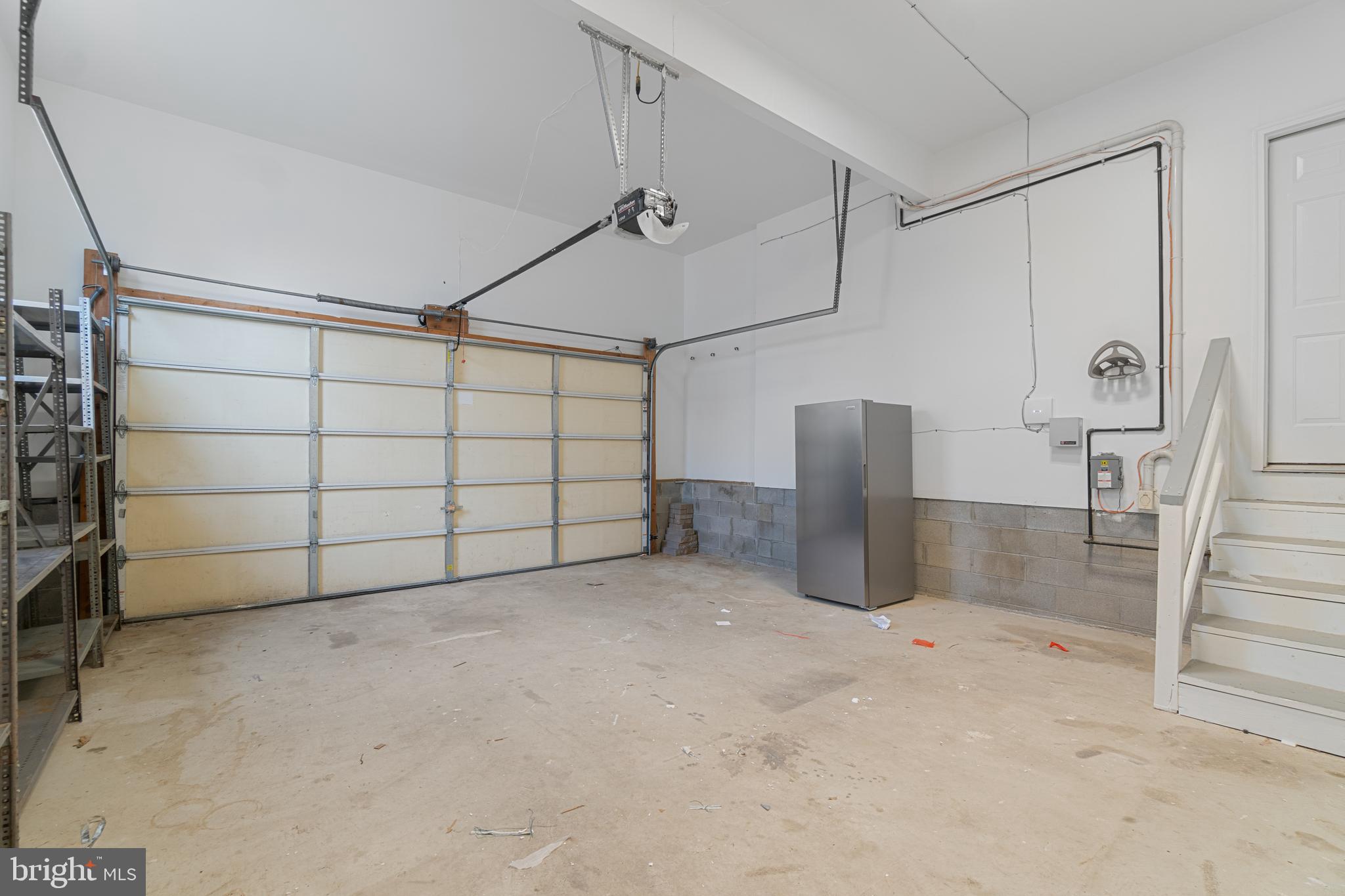 THOMPSON FARMS - Residential Lease