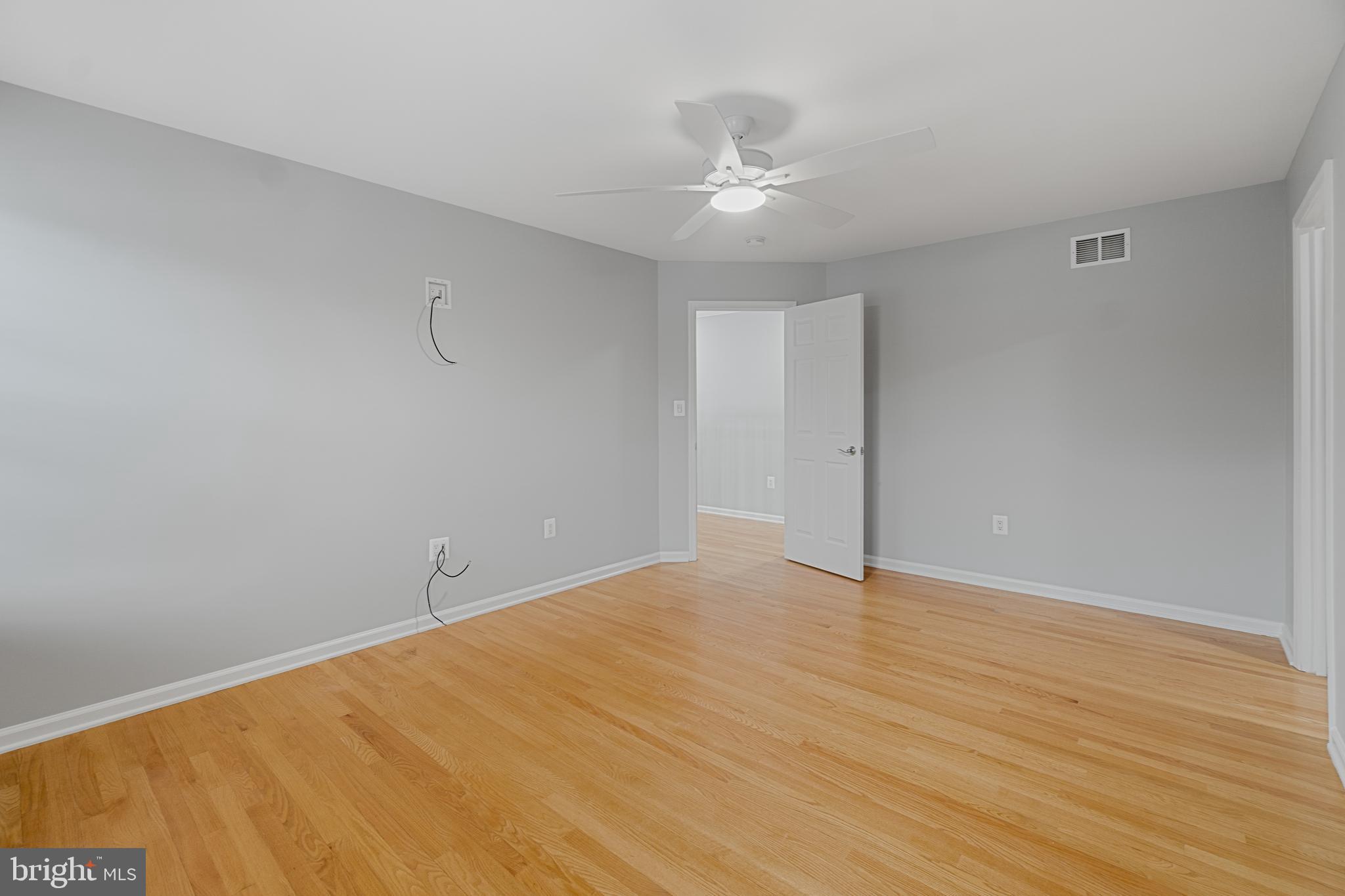 THOMPSON FARMS - Residential Lease