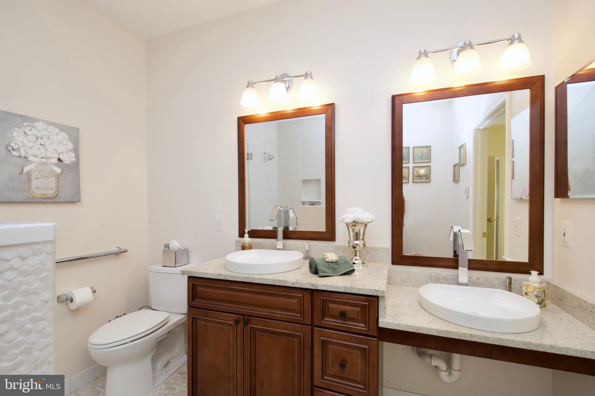 RIVER RIDGE - Residential