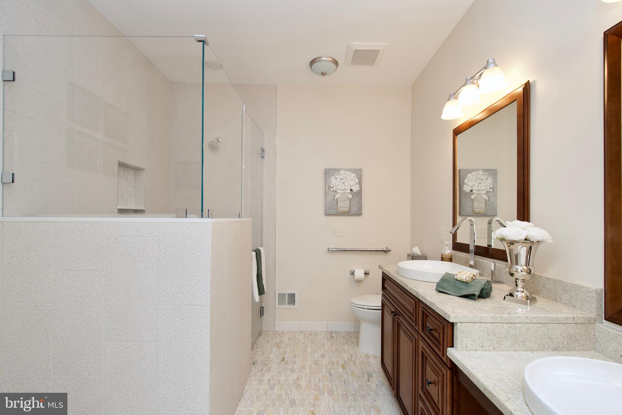 RIVER RIDGE - Residential