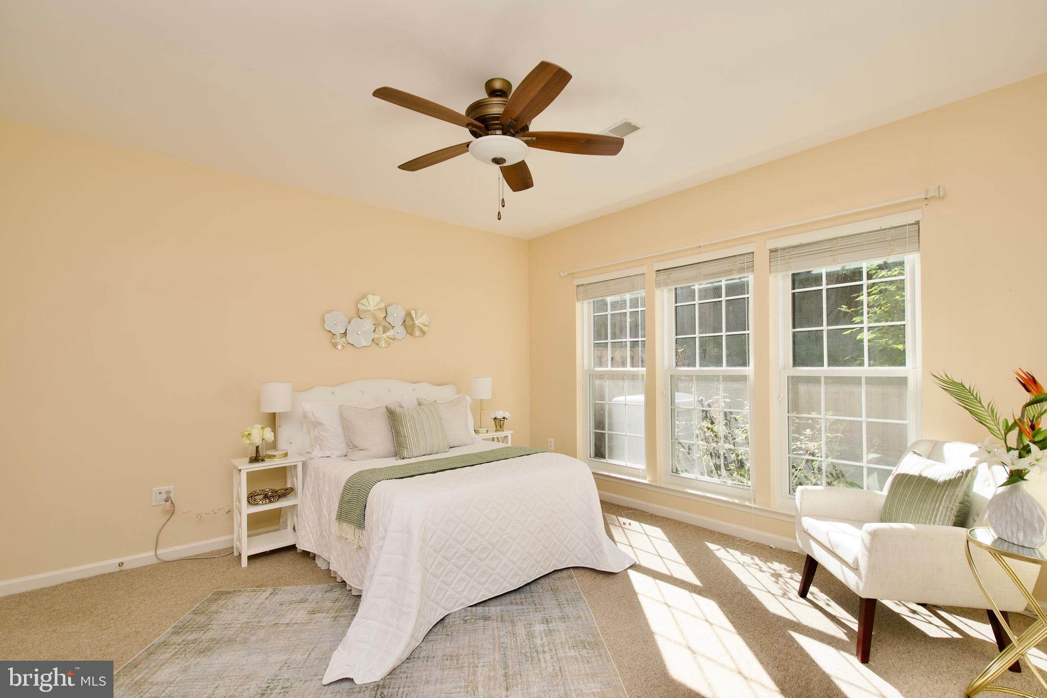 RIVER RIDGE - Residential