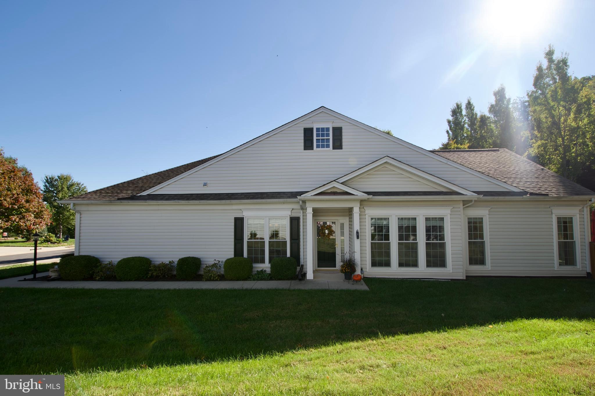 RIVER RIDGE - Residential