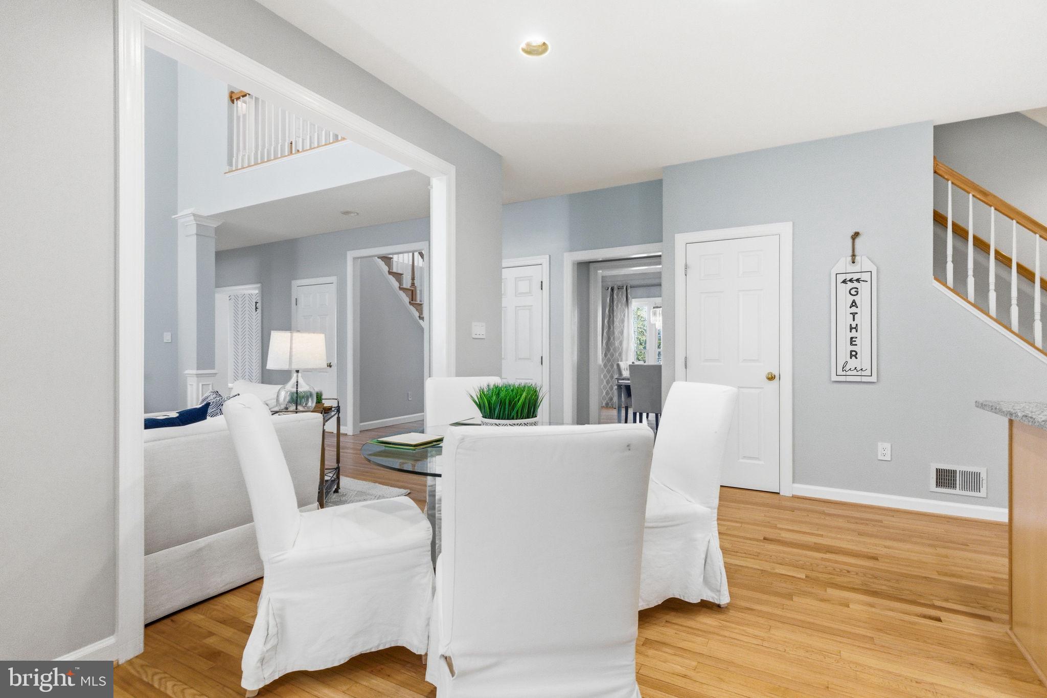 FOREST MANOR - Residential