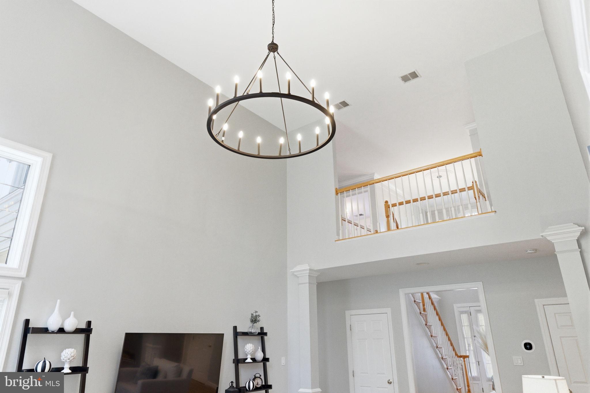 FOREST MANOR - Residential