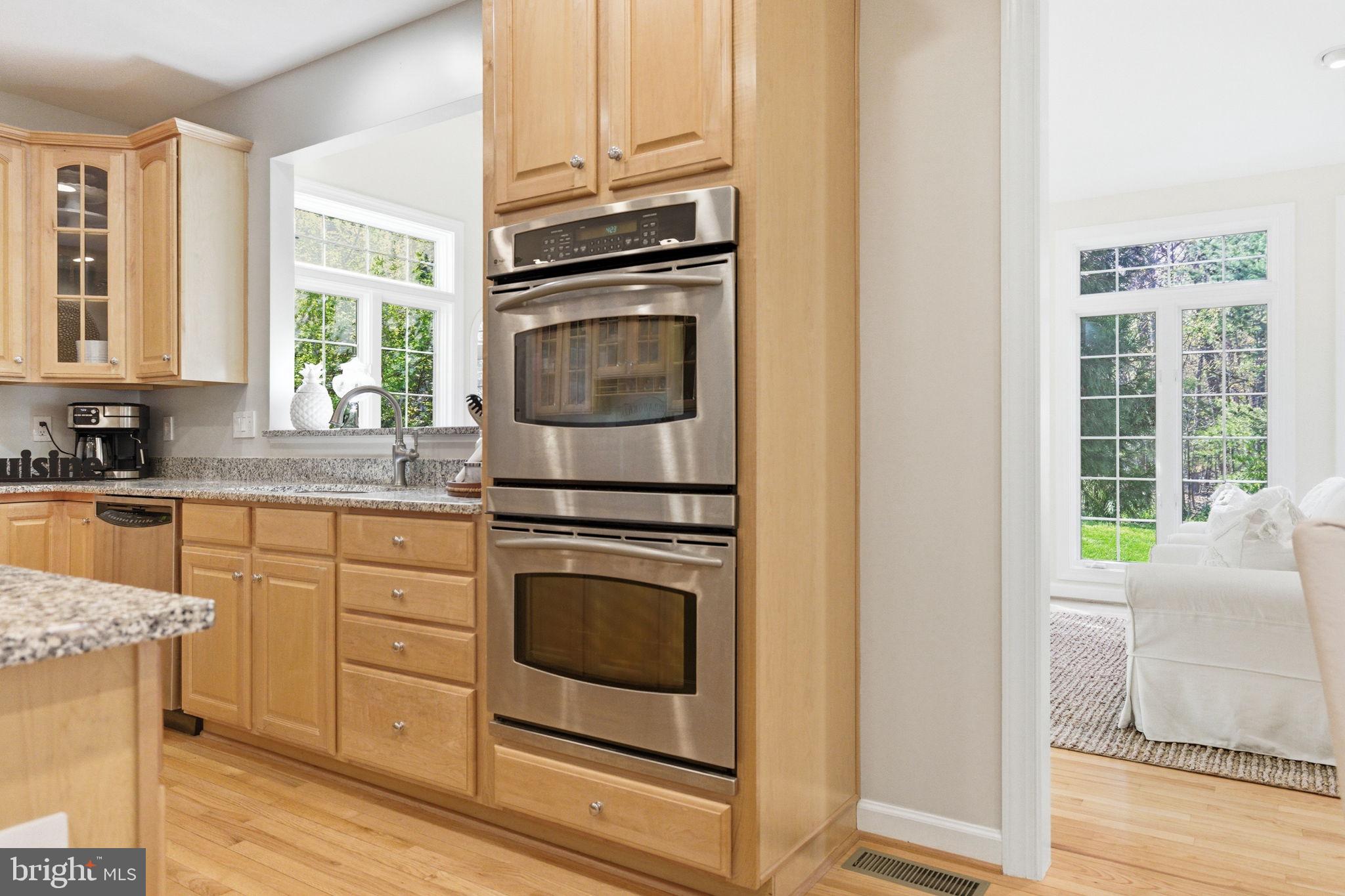 FOREST MANOR - Residential