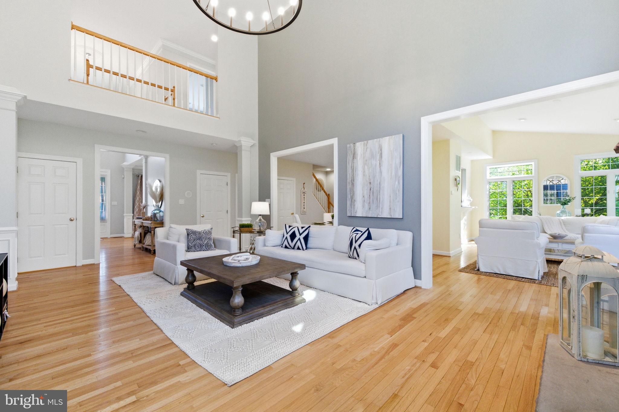 FOREST MANOR - Residential