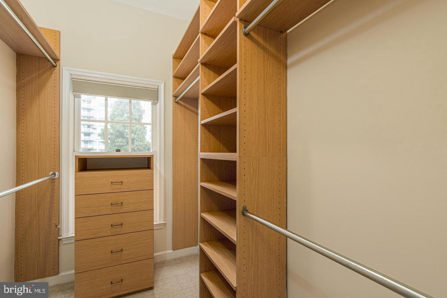 WHITLEY PARK CONDOMINIUM - Residential Lease