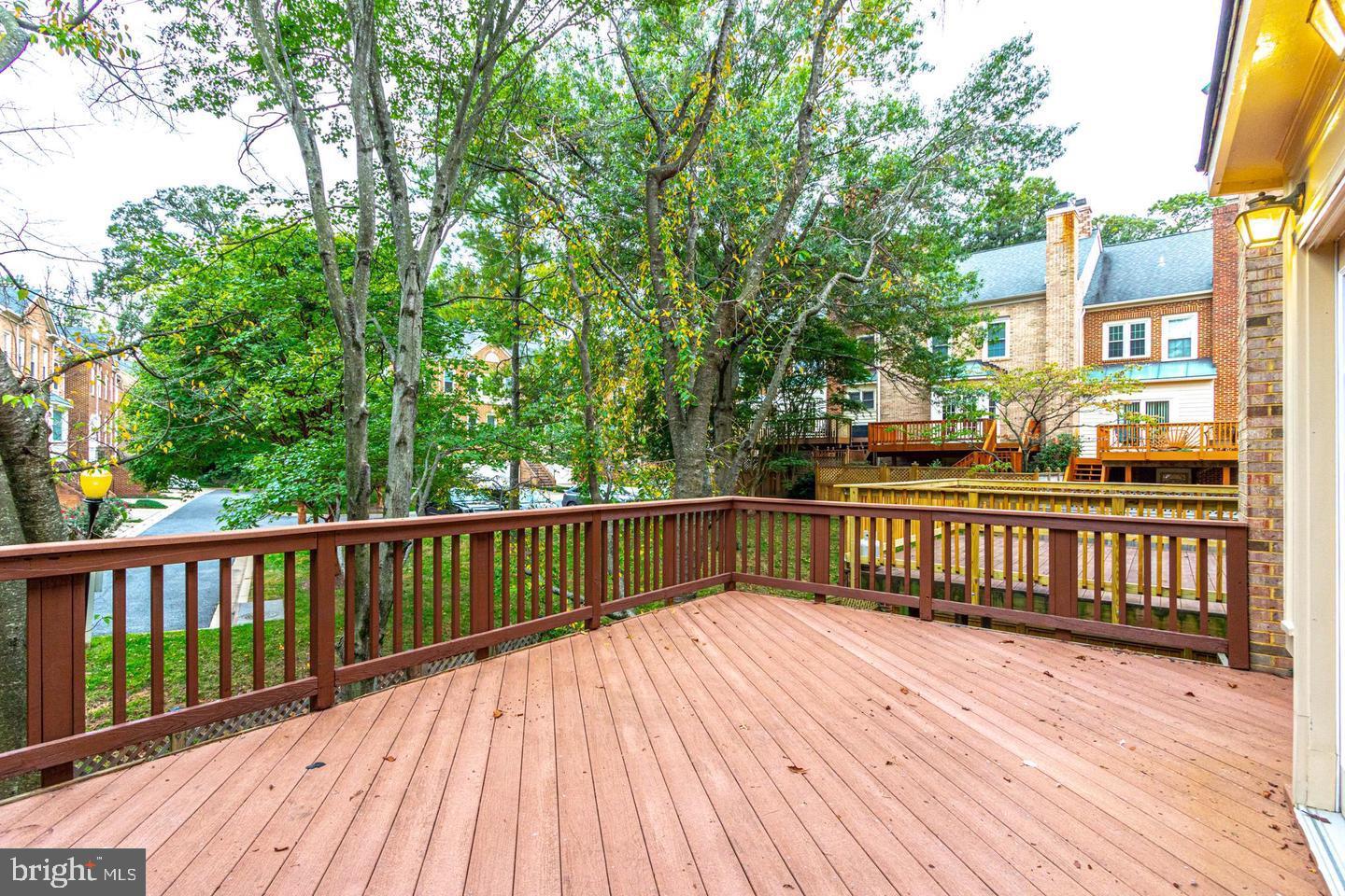 WHITLEY PARK CONDOMINIUM - Residential Lease