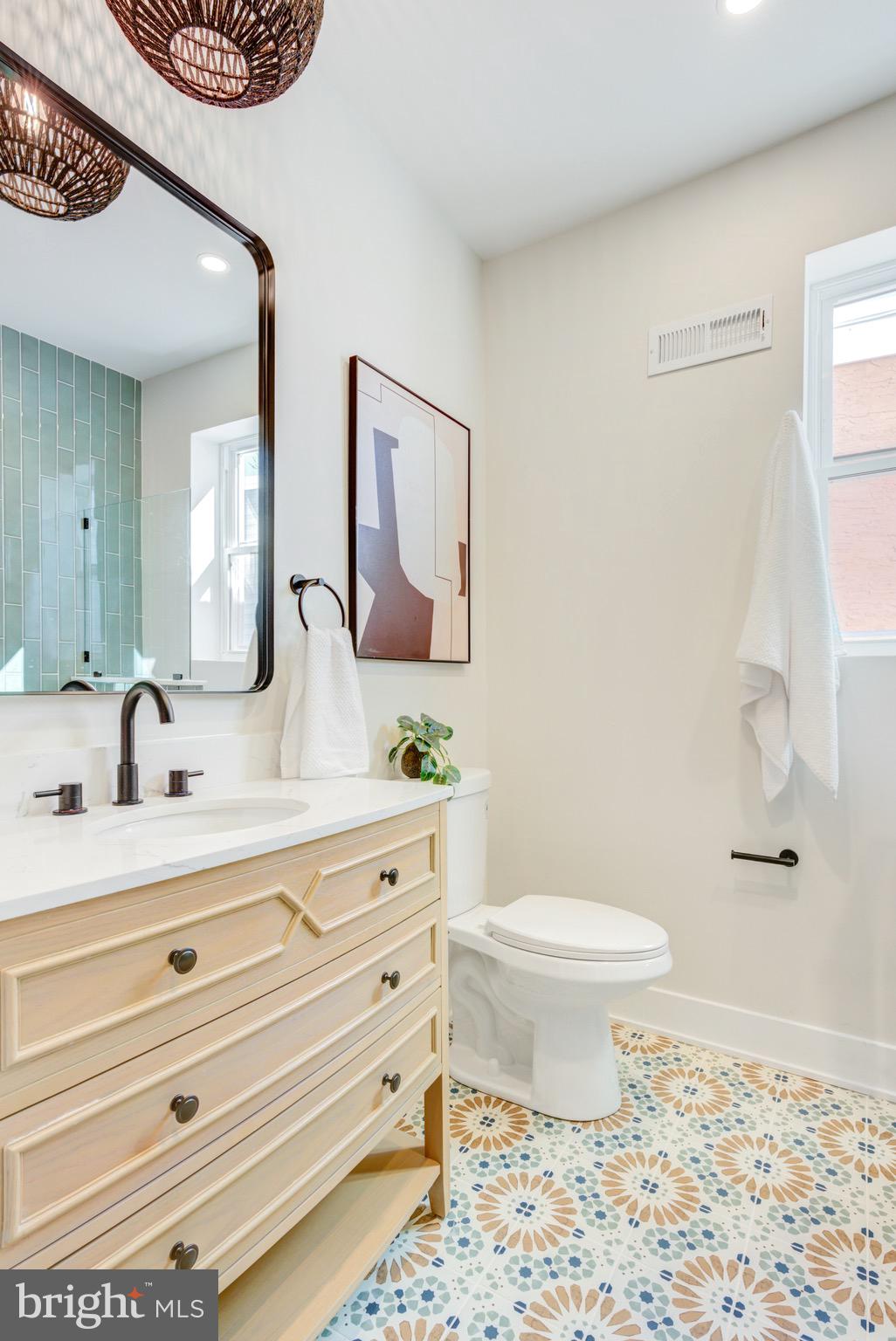 POINT BREEZE - Residential