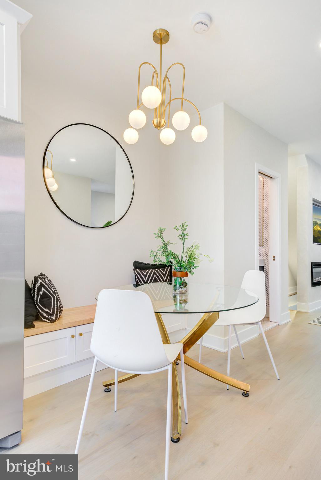 POINT BREEZE - Residential