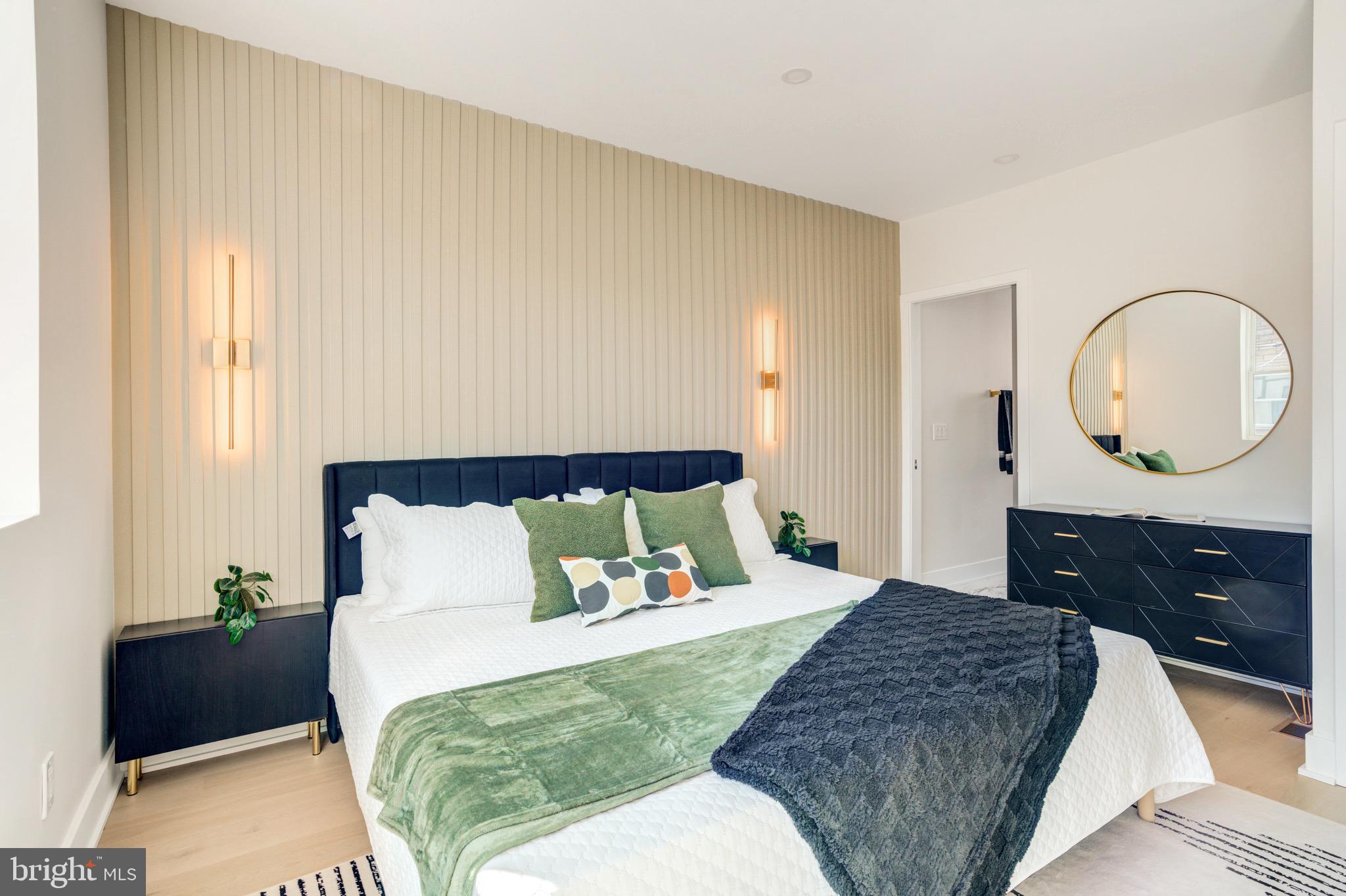 POINT BREEZE - Residential