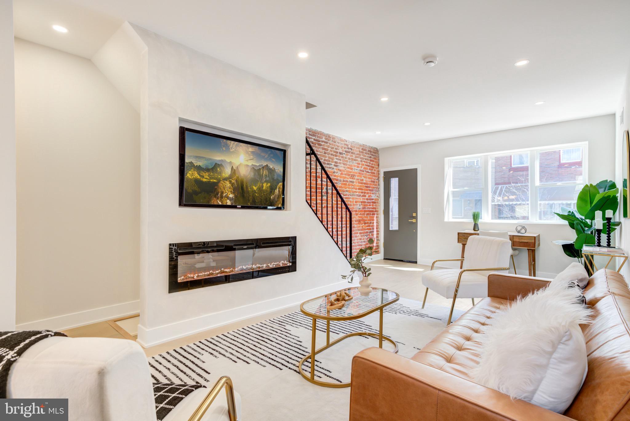 POINT BREEZE - Residential