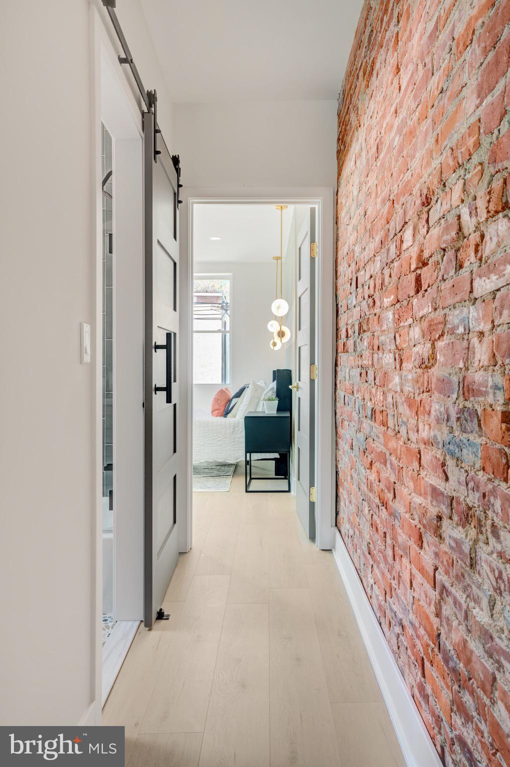 POINT BREEZE - Residential