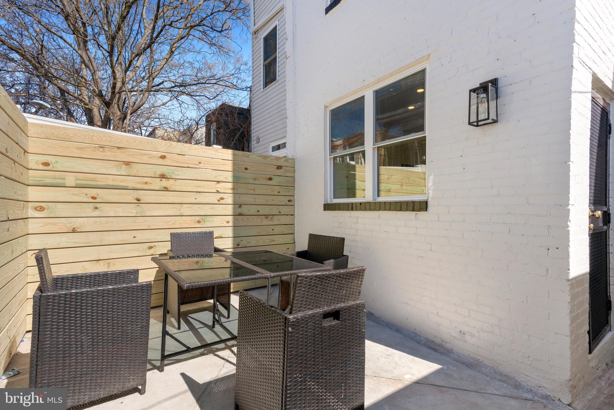 POINT BREEZE - Residential