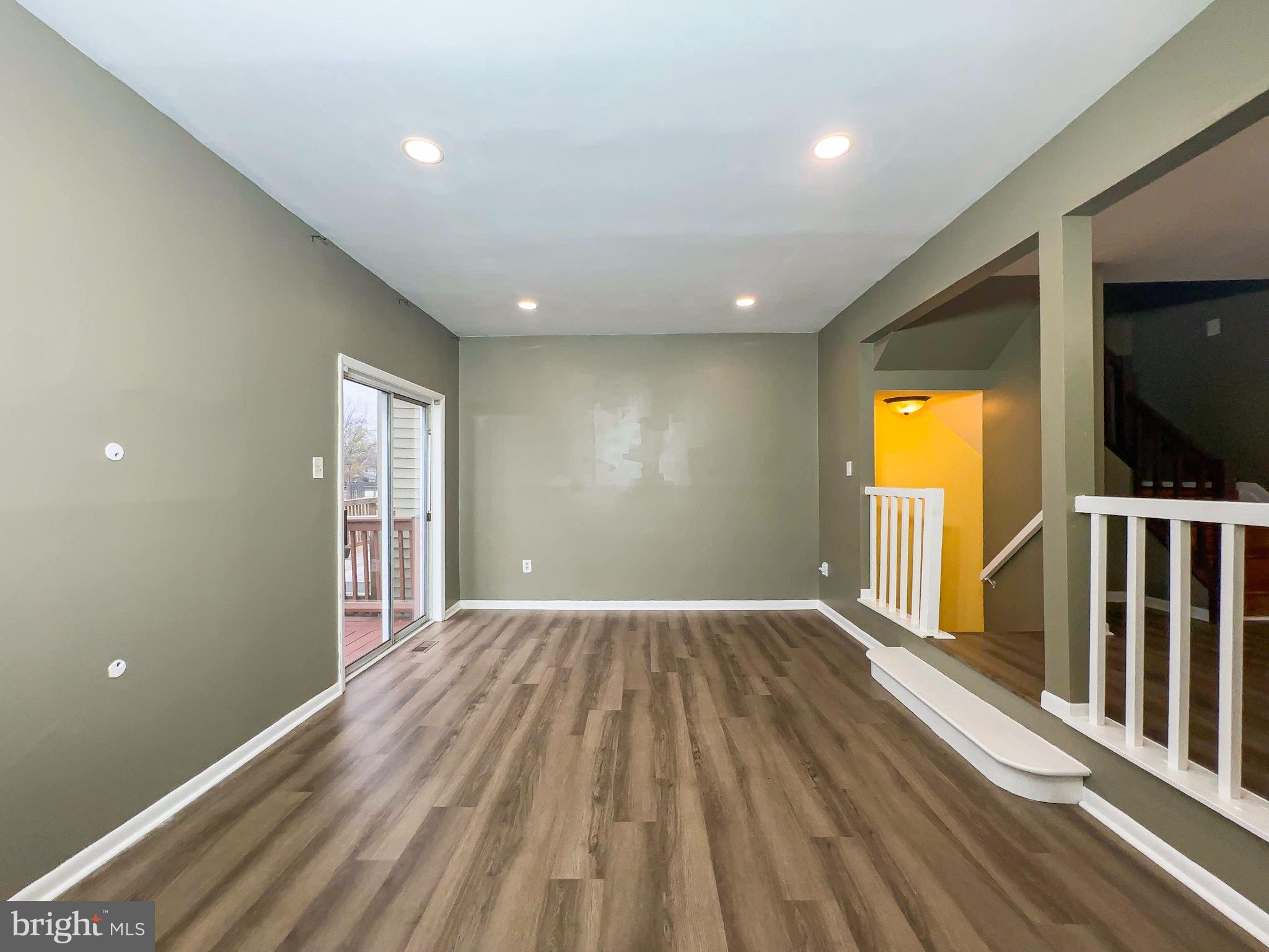 8202 ASHFORD BOULEVARD