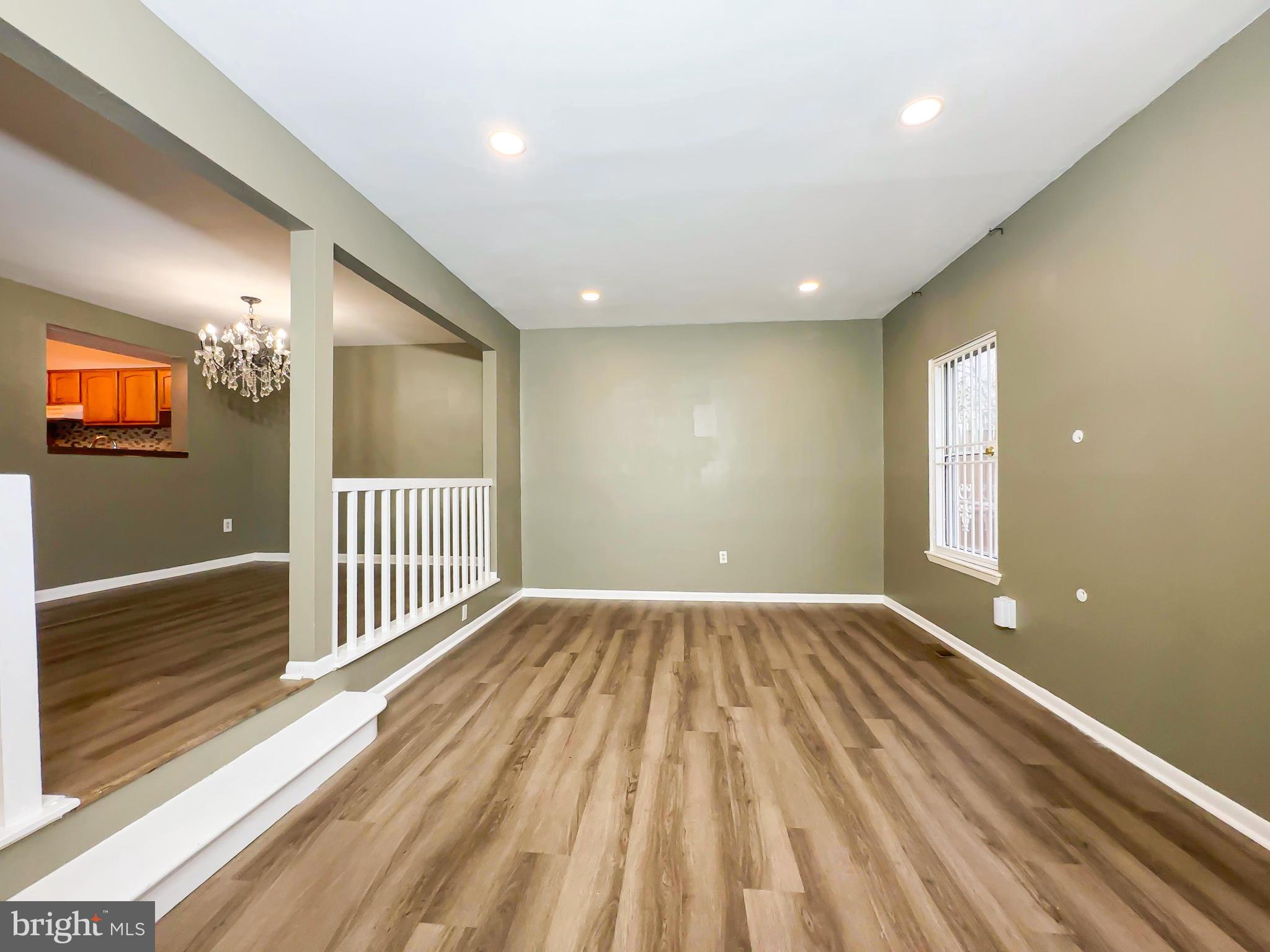 8202 ASHFORD BOULEVARD