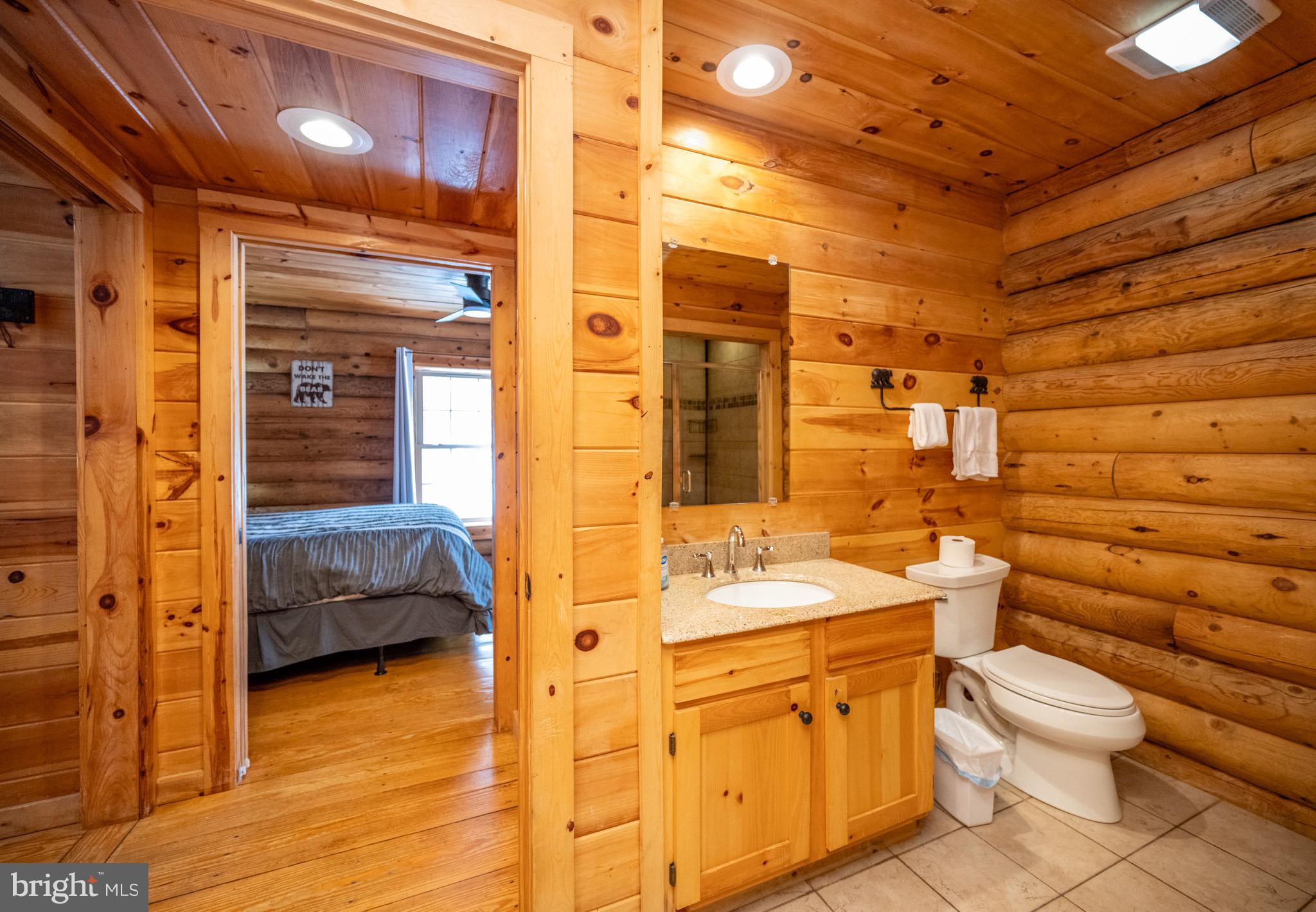 YELLOWSTONE VILLAGE - Residential