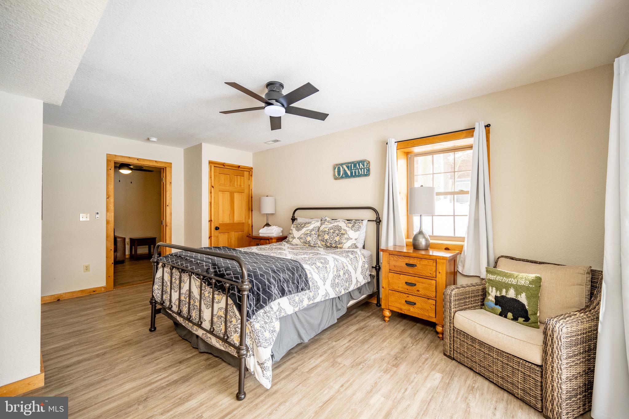 YELLOWSTONE VILLAGE - Residential