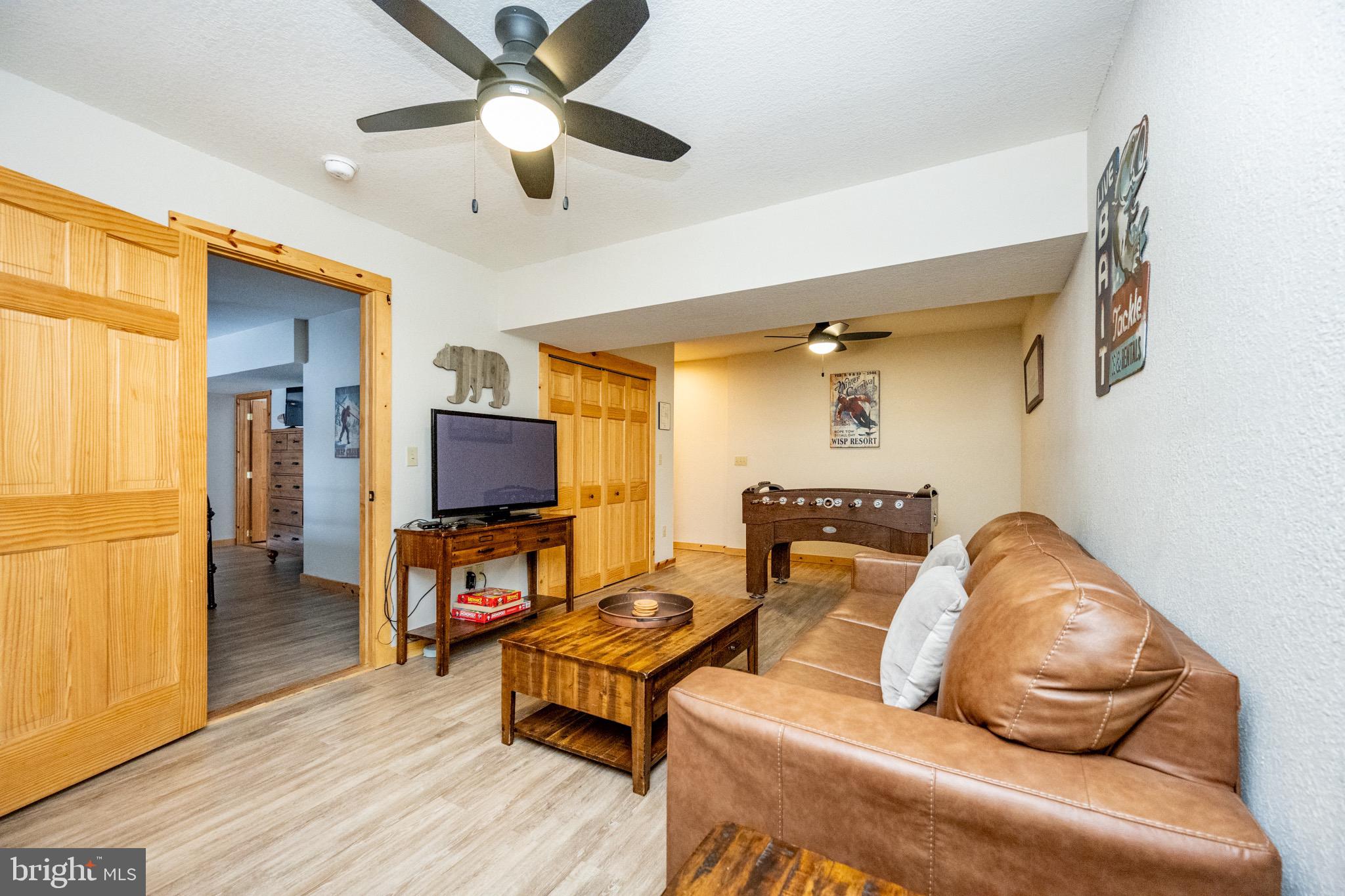 YELLOWSTONE VILLAGE - Residential